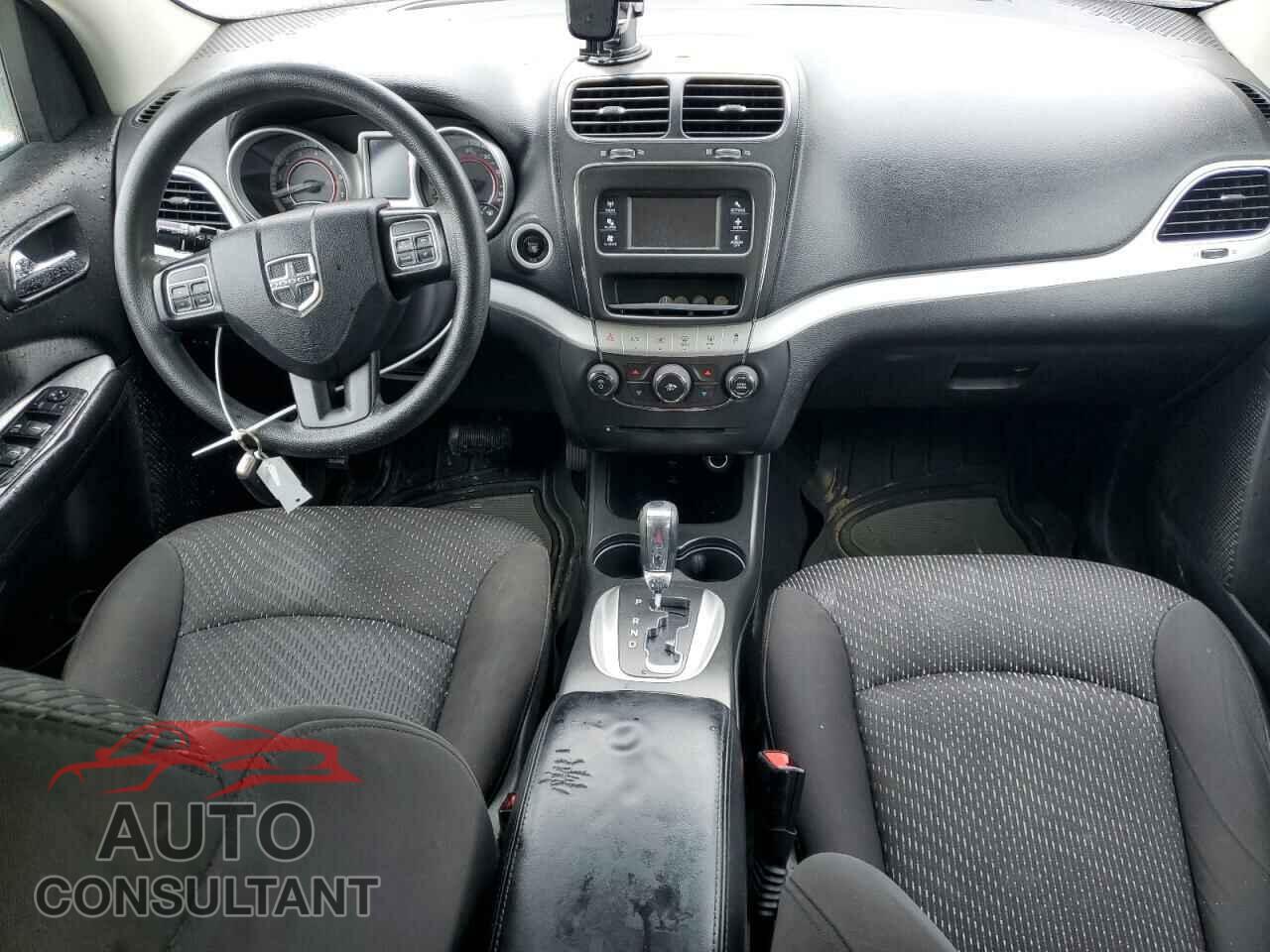 DODGE JOURNEY 2017 - 3C4PDCBG9HT590941