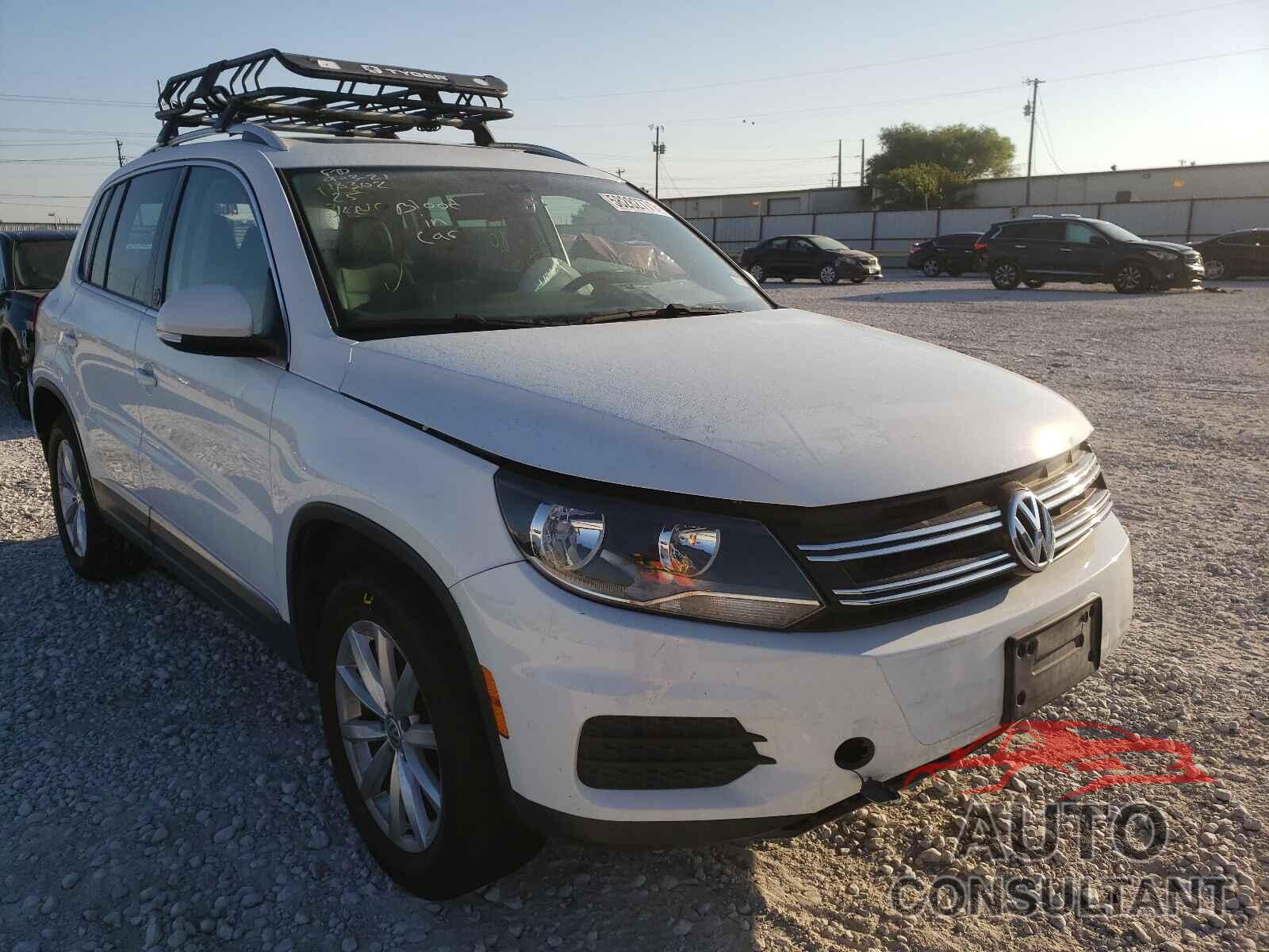 VOLKSWAGEN TIGUAN 2017 - WVGRV7AX8HW503583