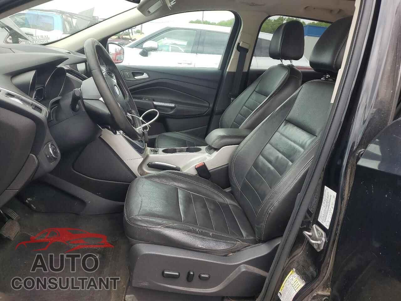 FORD ESCAPE 2013 - 1FMCU9H94DUC36637