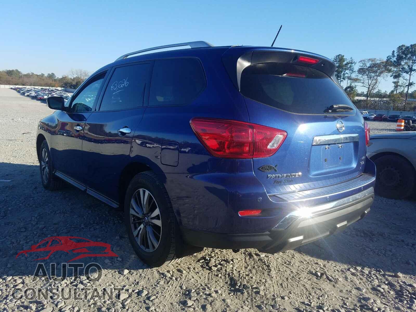 NISSAN PATHFINDER 2017 - 5N1DR2MM7HC639904