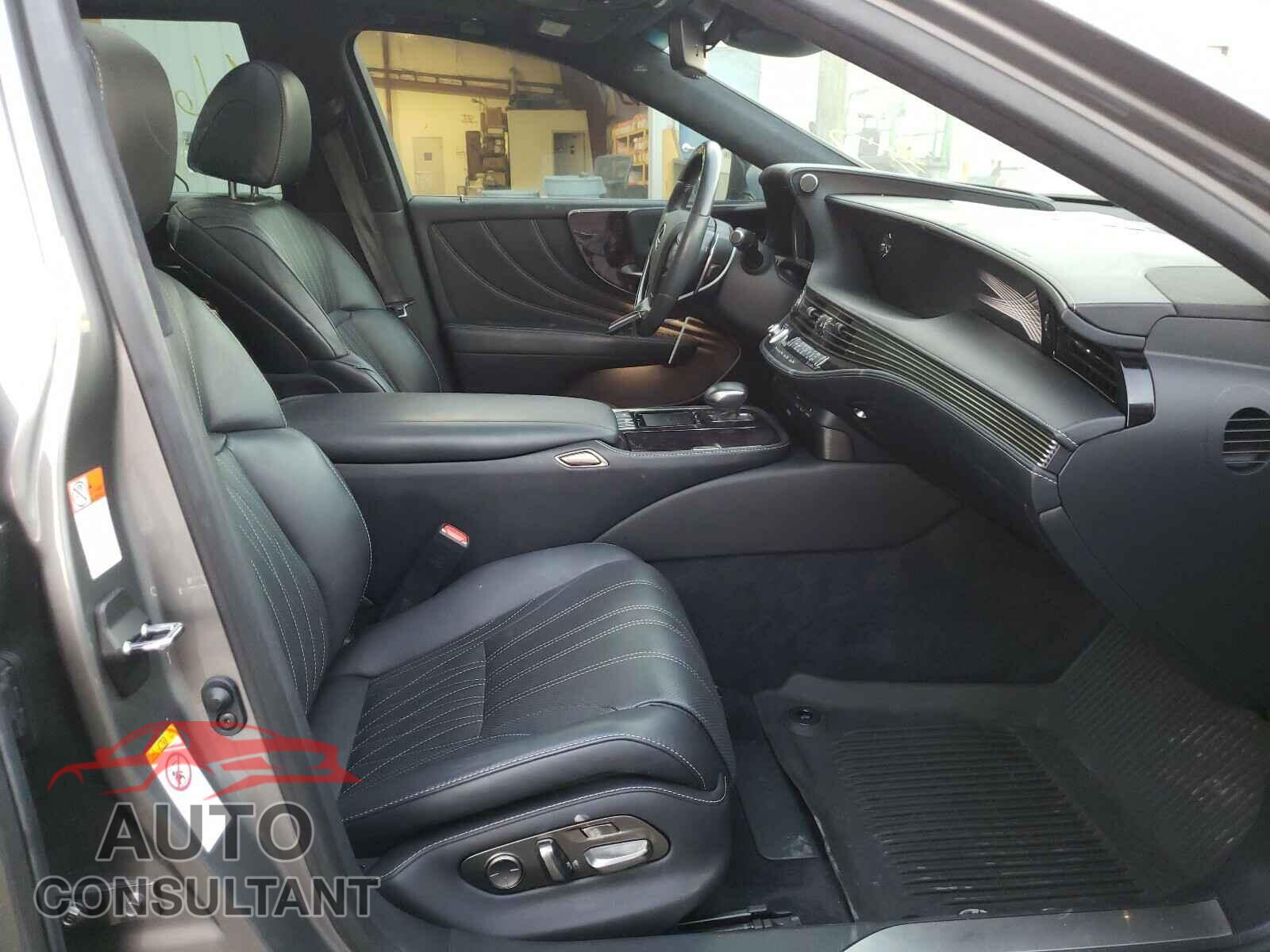 LEXUS LS500 2018 - JTHB5LFF2J5005890