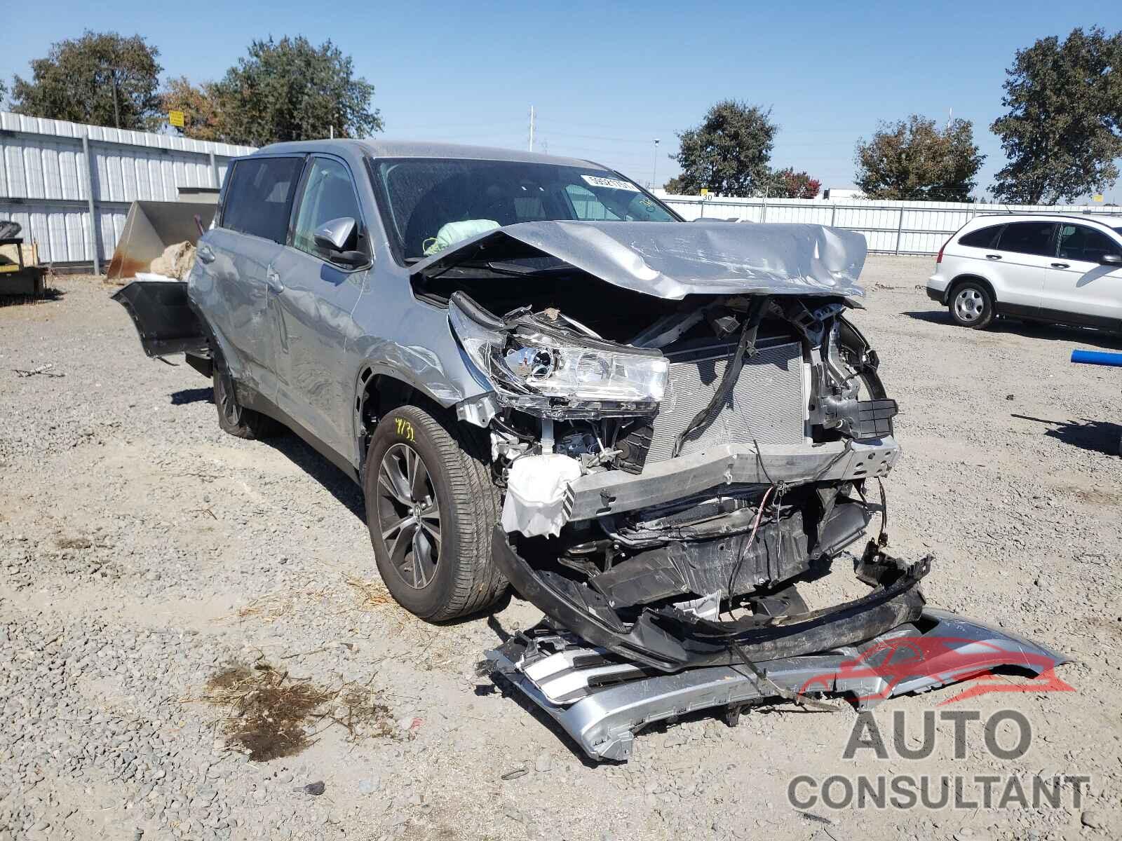 TOYOTA HIGHLANDER 2019 - 5TDZZRFH3KS365349