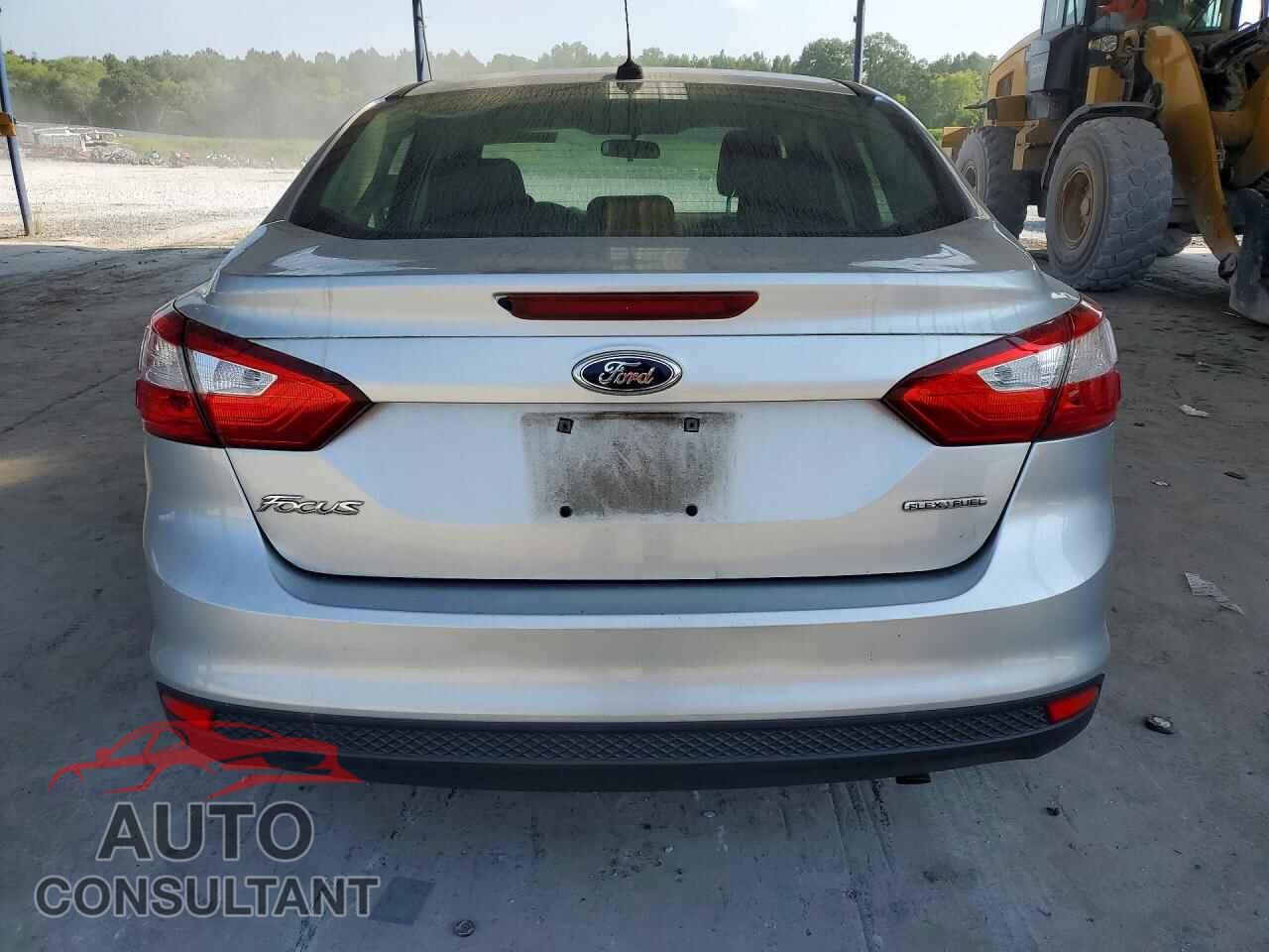 FORD FOCUS 2012 - 1FAHP3E28CL369773