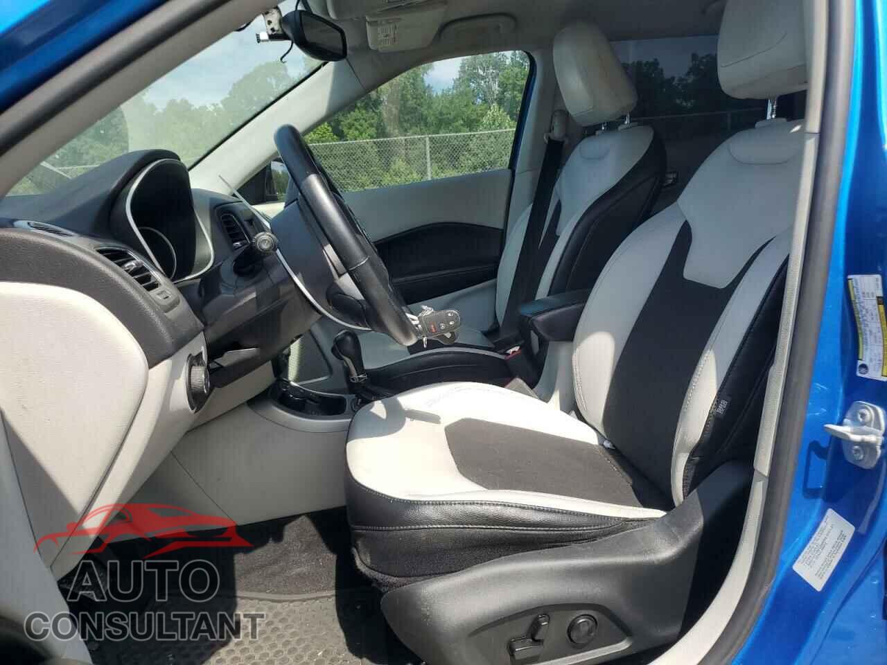 JEEP COMPASS 2018 - 3C4NJDBB5JT147198