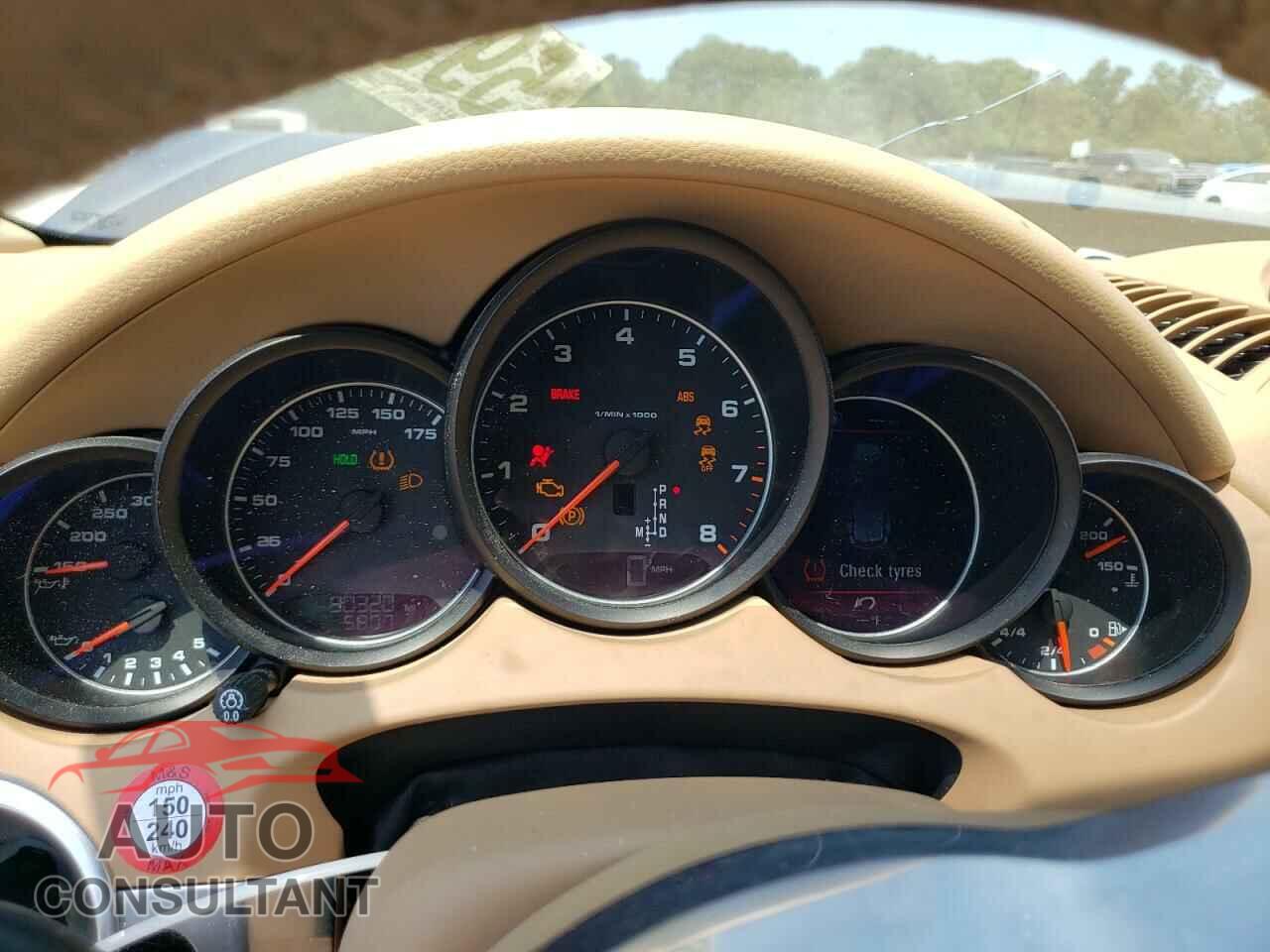 PORSCHE CAYENNE 2016 - WP1AA2A21GLA08662