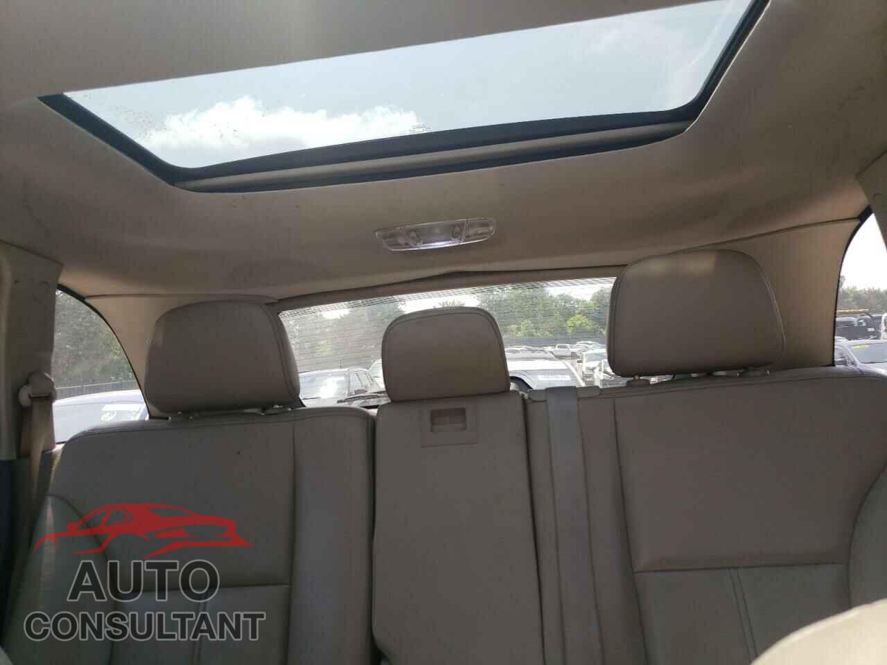 FORD EDGE 2011 - 2FMDK3JC8BBA74060