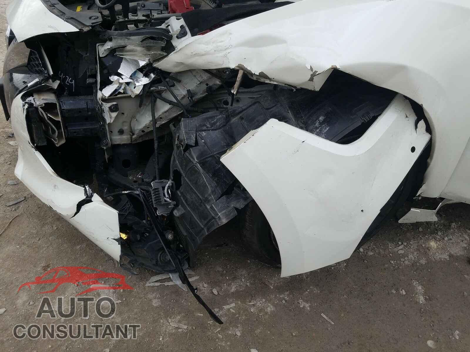 NISSAN MAXIMA 2017 - 1N4AA6AP2HC387506