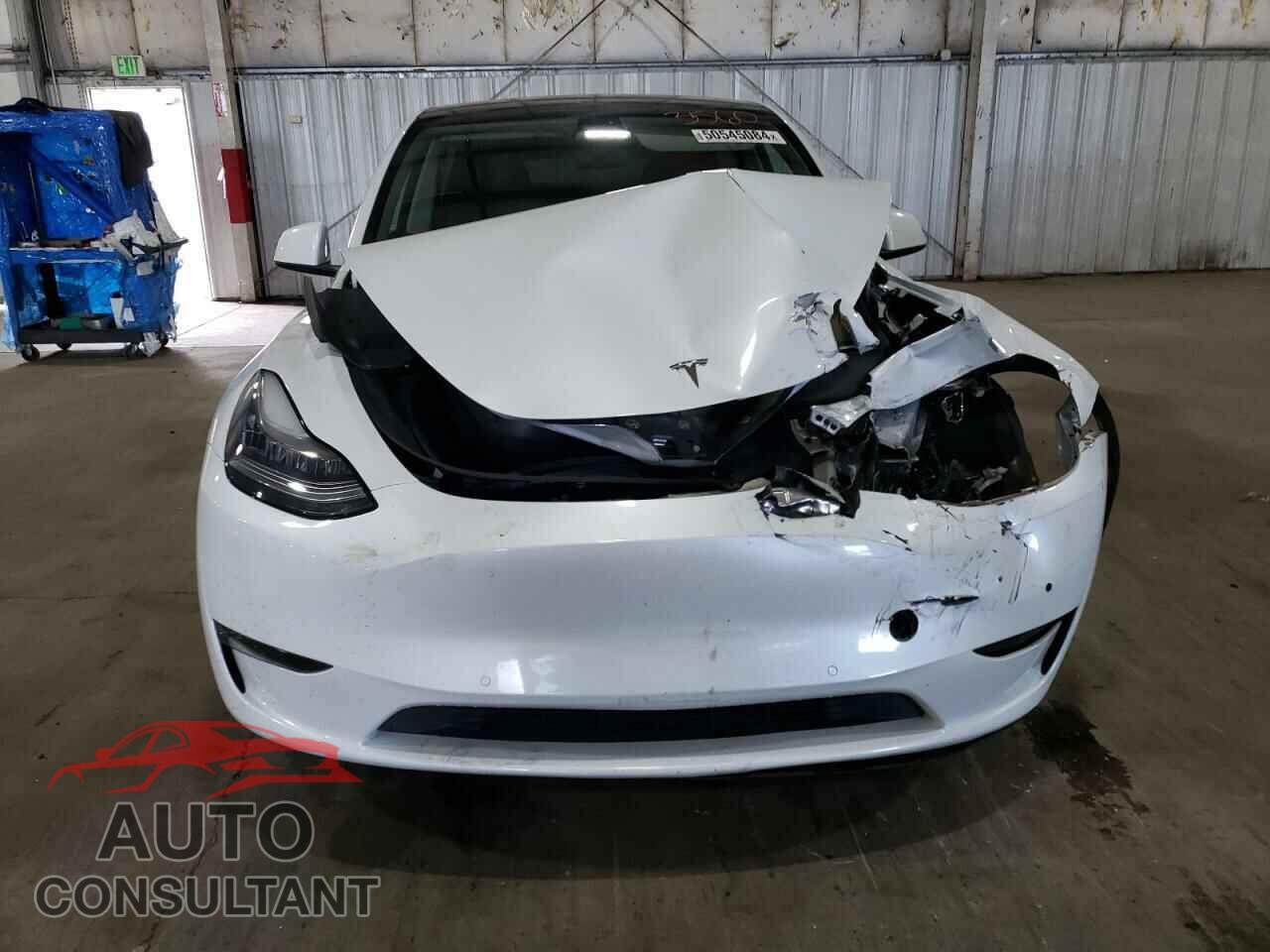TESLA MODEL Y 2021 - 5YJYGDED1MF133990