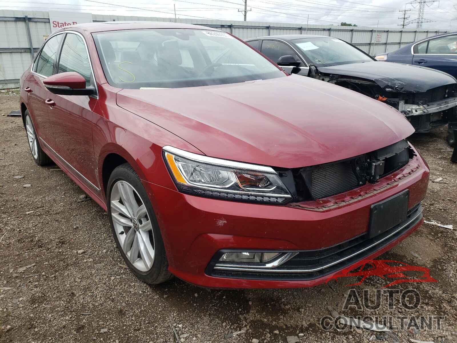 VOLKSWAGEN PASSAT 2018 - 1VWCA7A32JC040038