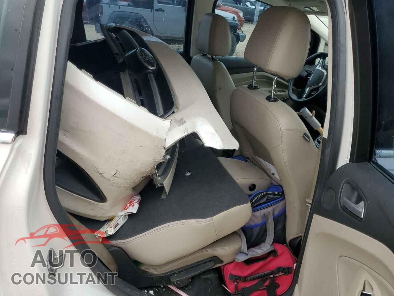 FORD CMAX 2017 - 1FADP5DU3HL115196
