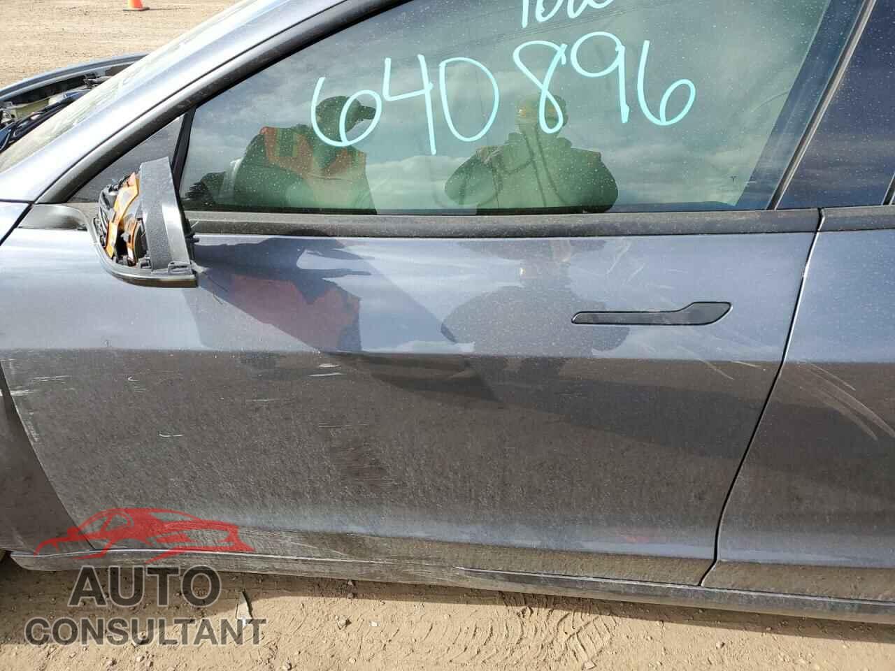 TESLA MODEL 3 2020 - 5YJ3E1EC7LF640896