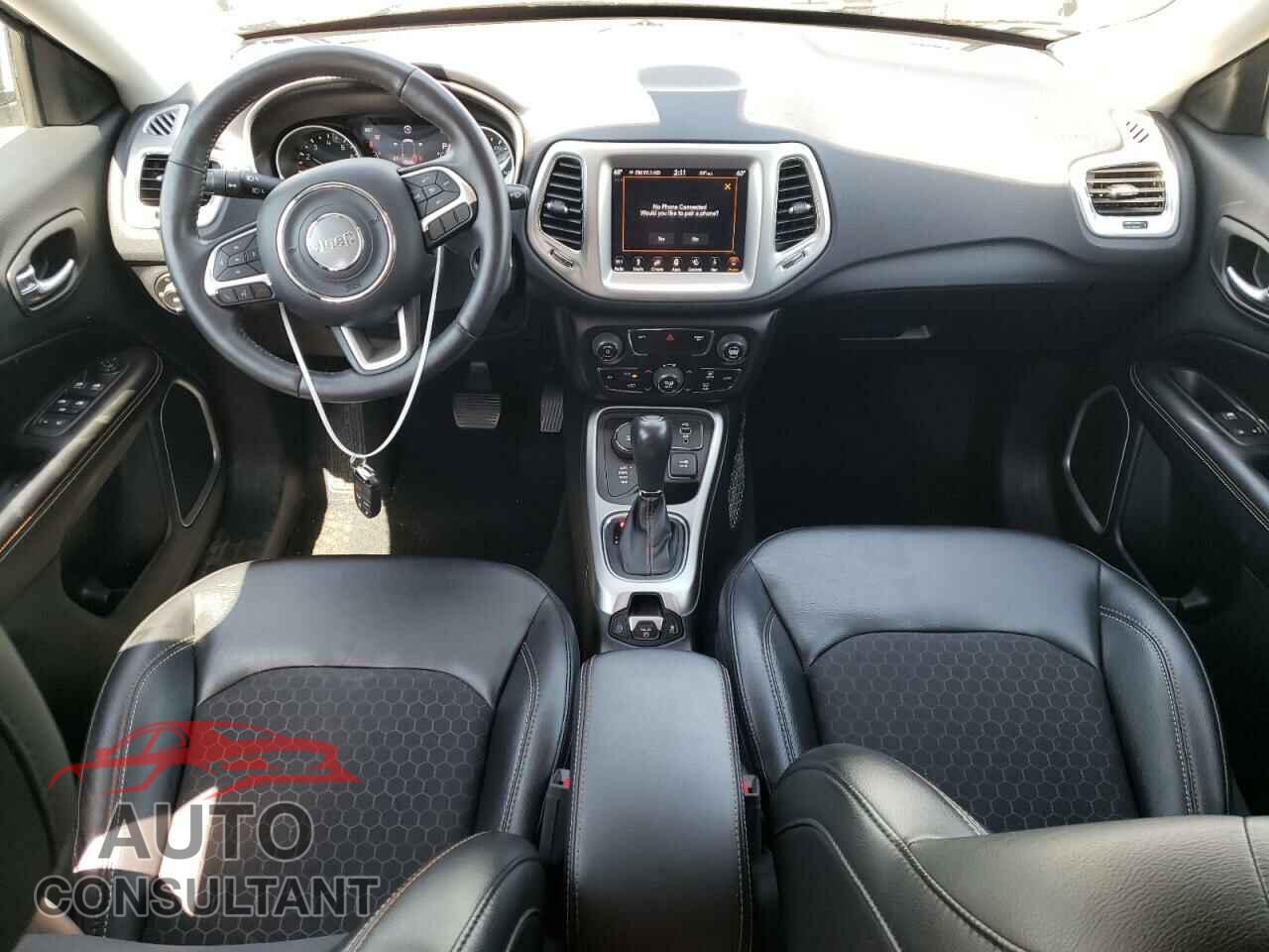 JEEP COMPASS 2018 - 3C4NJDBB9JT481105