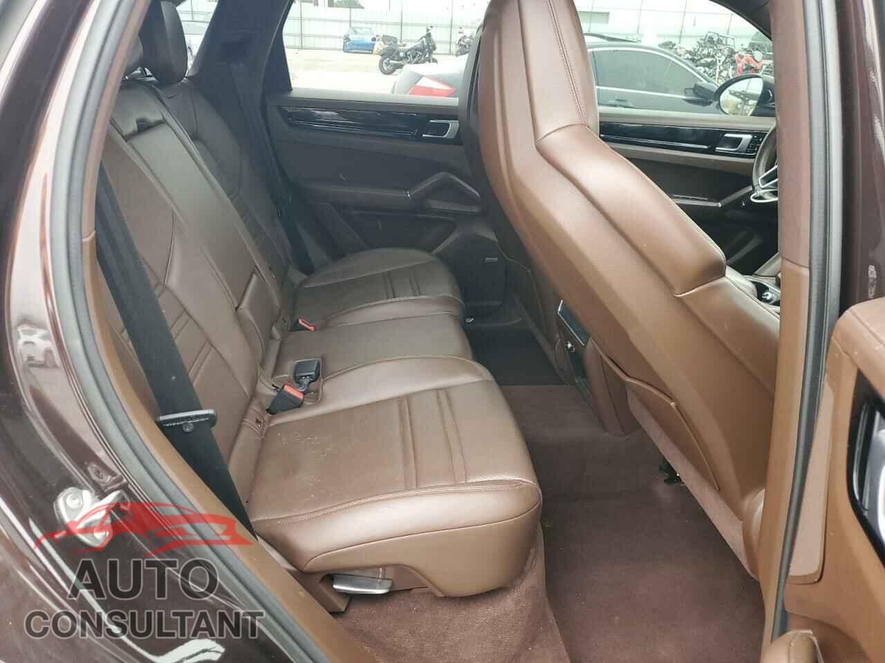 PORSCHE CAYENNE 2020 - WP1AE2AY4LDA22102