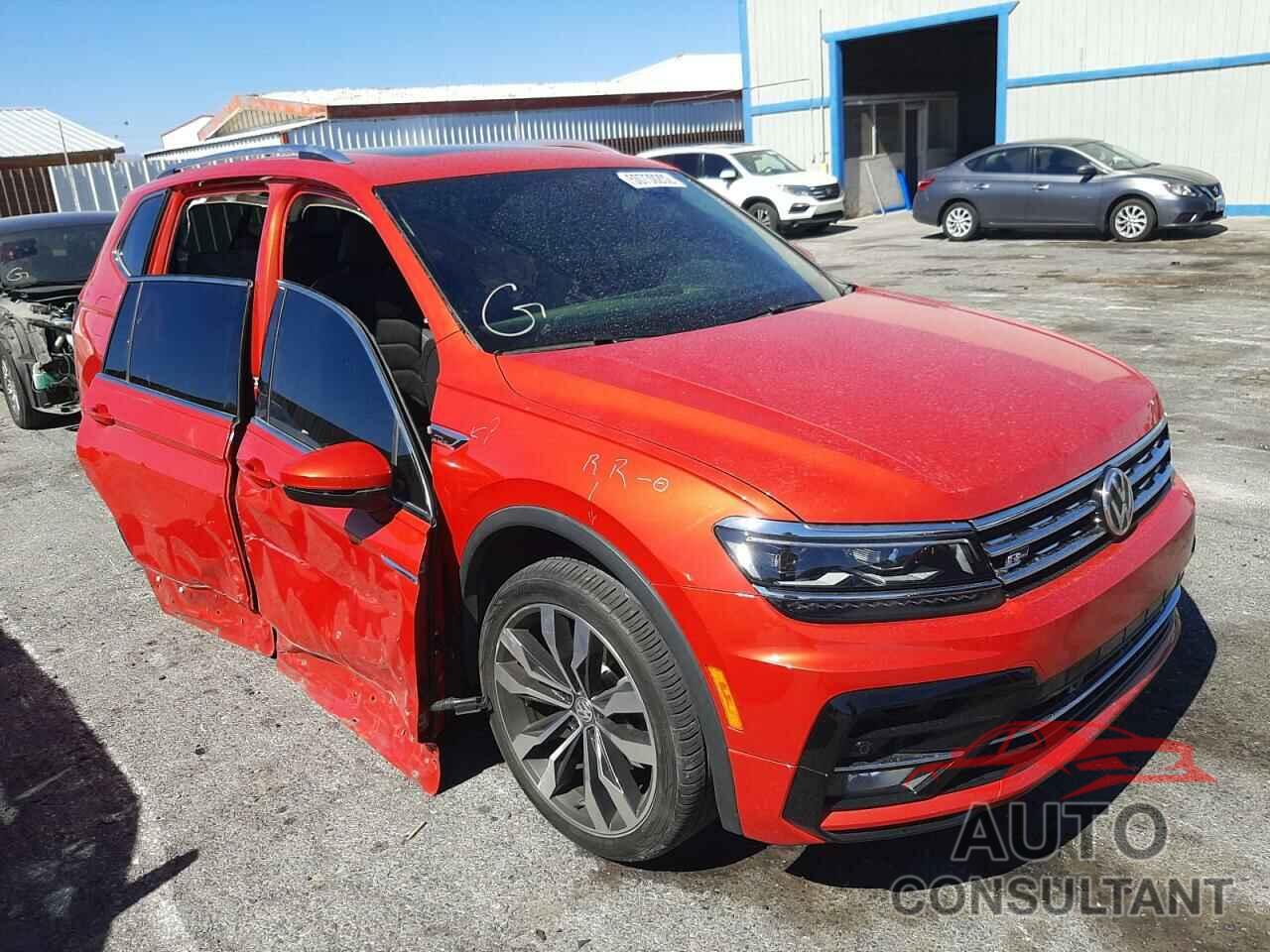 VOLKSWAGEN TIGUAN 2019 - 3VV4B7AX1KM022946