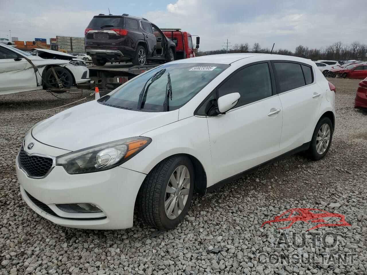 KIA FORTE 2015 - KNAFX5A84F5317912