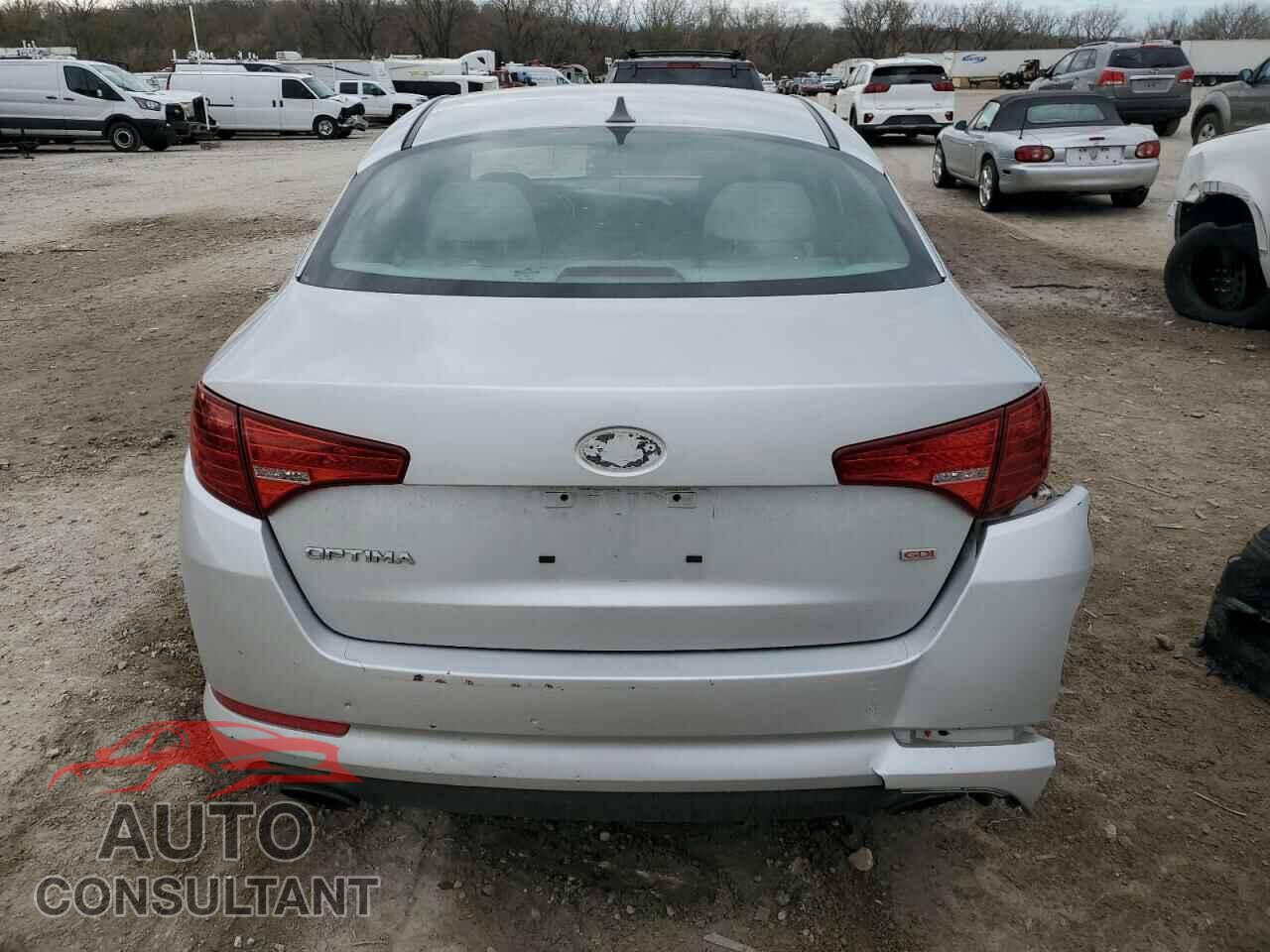 KIA OPTIMA 2011 - KNAGM4A76B5171344