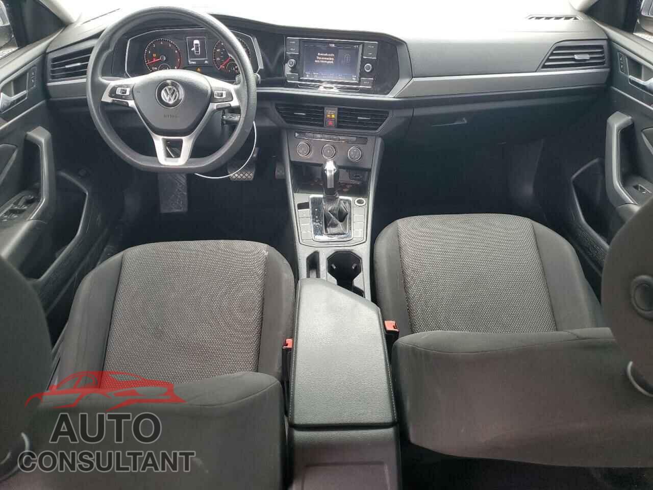 VOLKSWAGEN JETTA 2019 - 3VWC57BUXKM079228