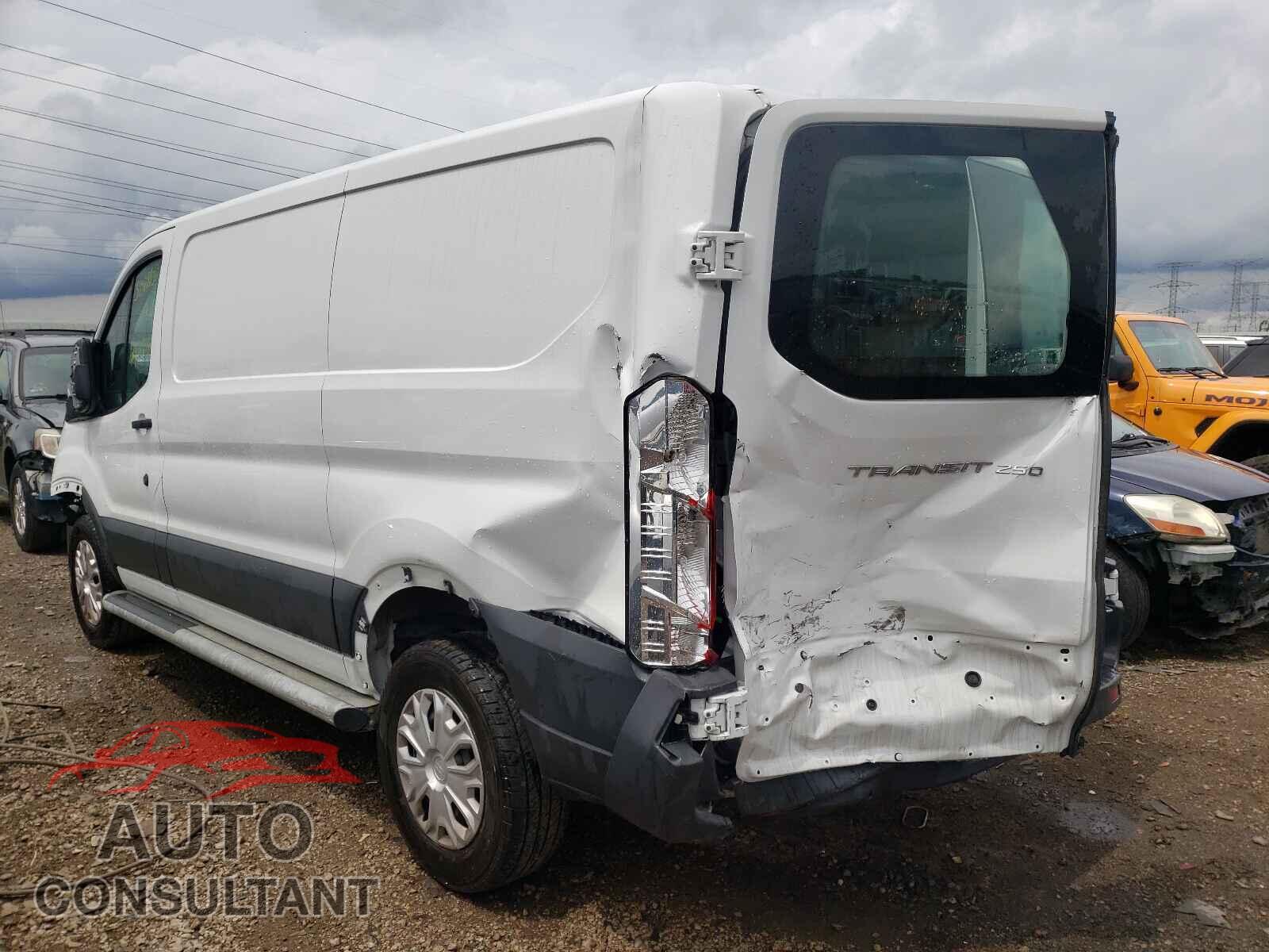 FORD TRANSIT CO 2018 - 1FTYR1ZM9JKA88847