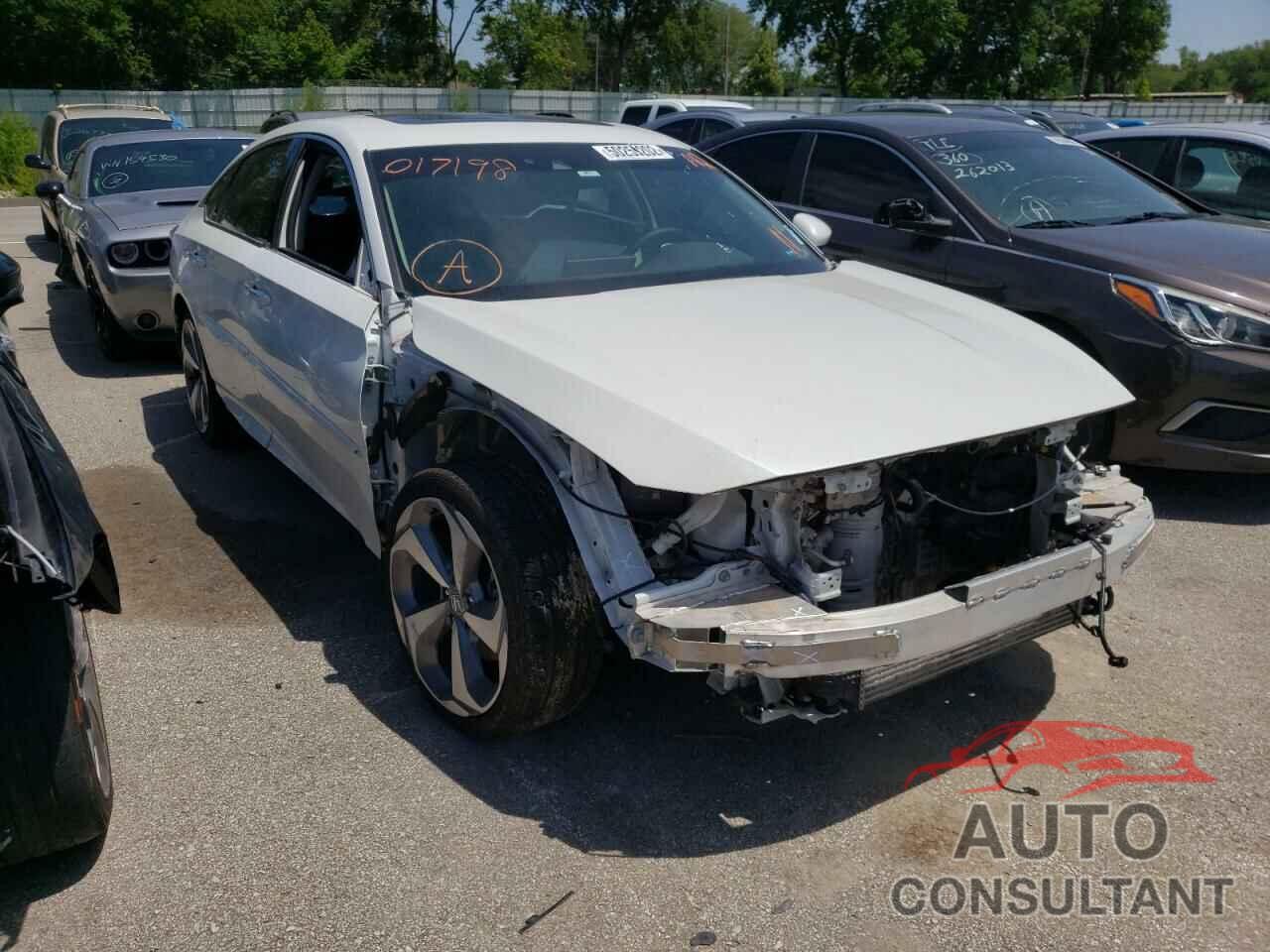 HONDA ACCORD 2018 - 1HGCV2F92JA017198