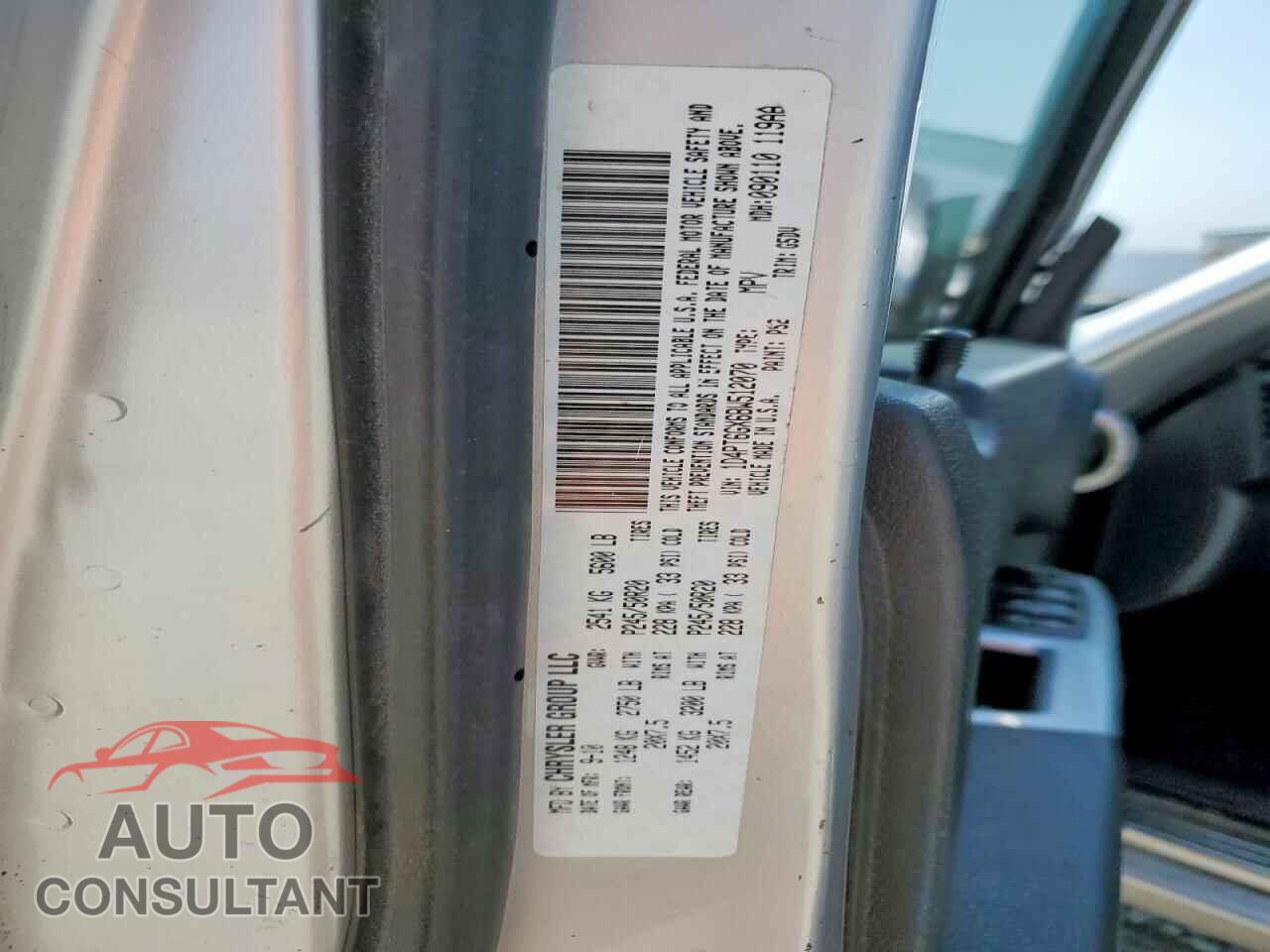 DODGE NITRO 2011 - 1D4PT6GX6BW512070