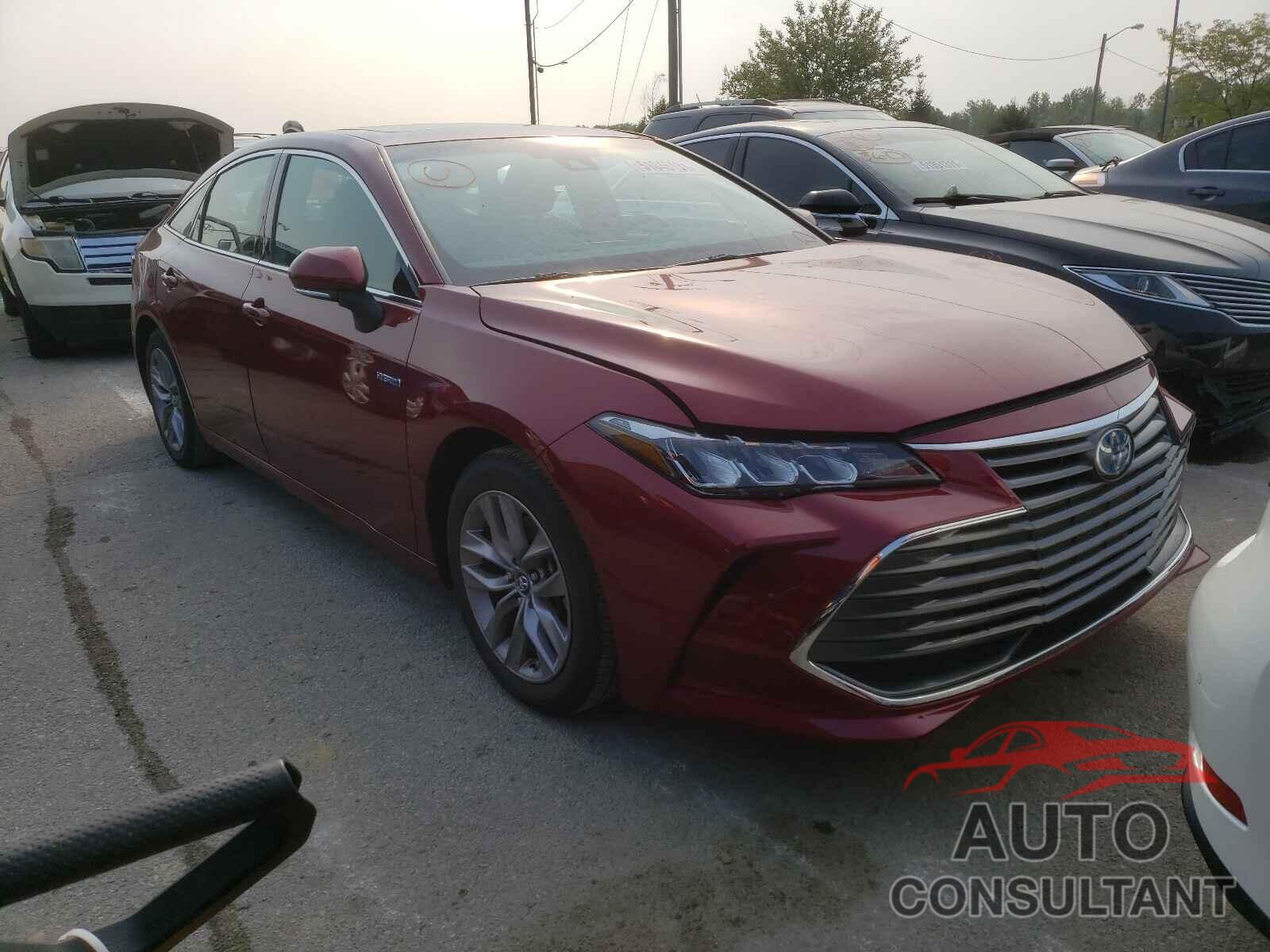 TOYOTA AVALON 2019 - 4T1B21FB8KU003334