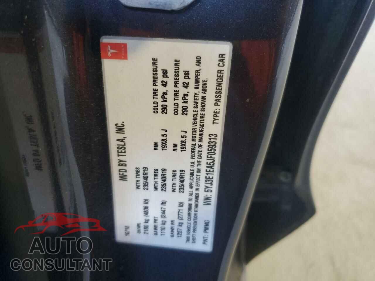 TESLA MODEL 3 2018 - 5YJ3E1EA5JF059313