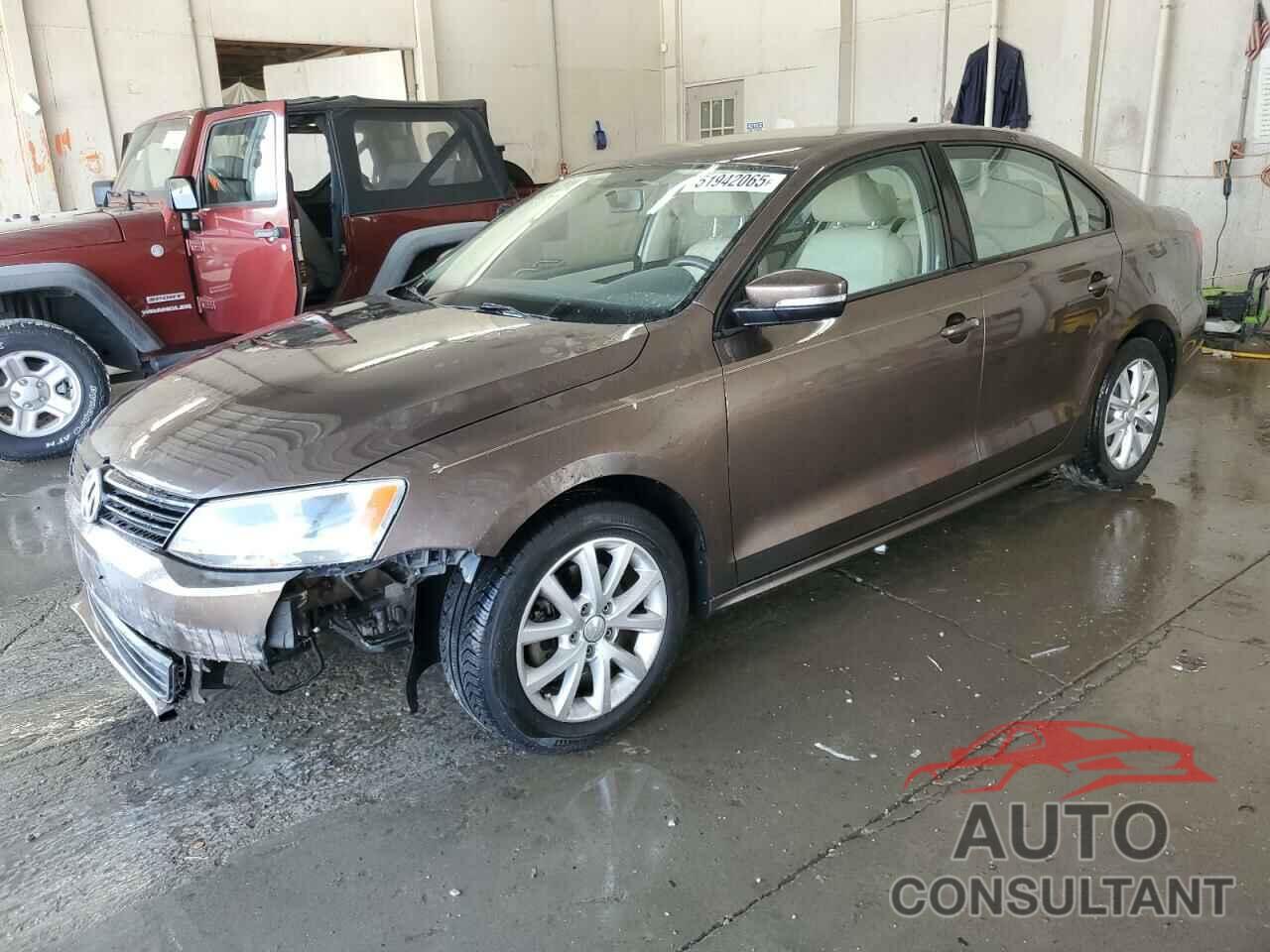 VOLKSWAGEN JETTA 2011 - 3VWDX7AJ1BM321460