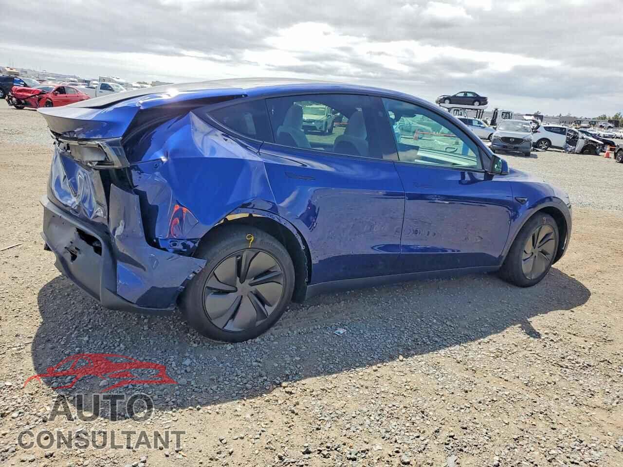 TESLA MODEL Y 2026 - 7SAYGDEE2TF609237