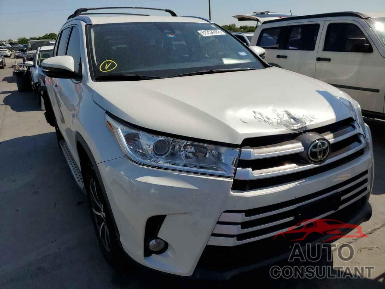 TOYOTA HIGHLANDER 2017 - 5TDKZRFH8HS520438