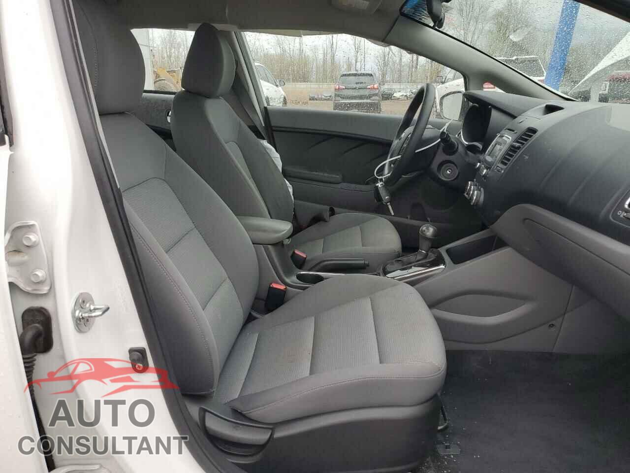 KIA FORTE 2017 - 3KPFK4A73HE101480