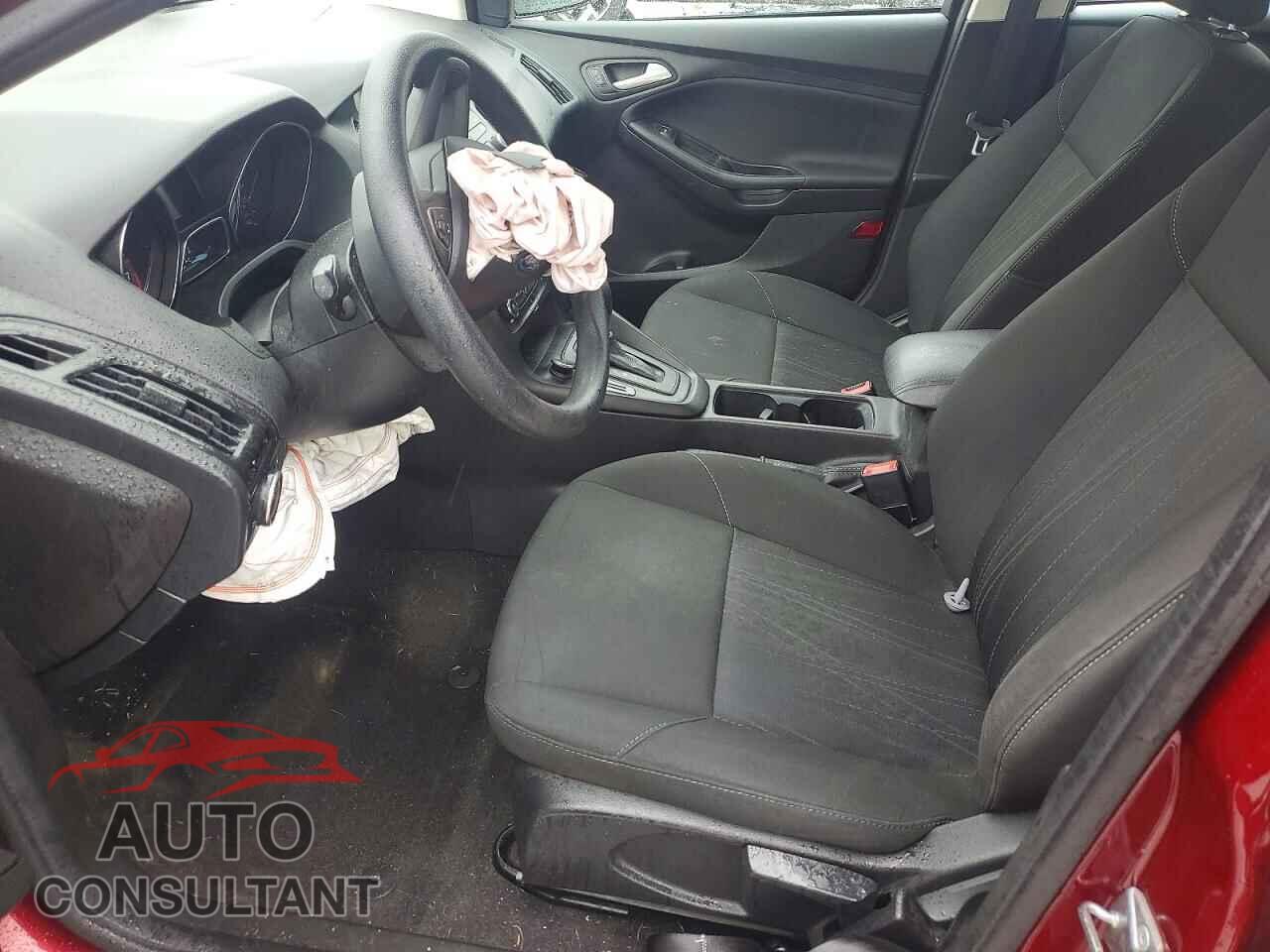 FORD FOCUS 2017 - 1FADP3F23HL328164