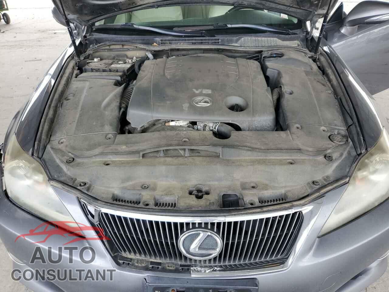 LEXUS IS 2013 - JTHFF2C21D2529113