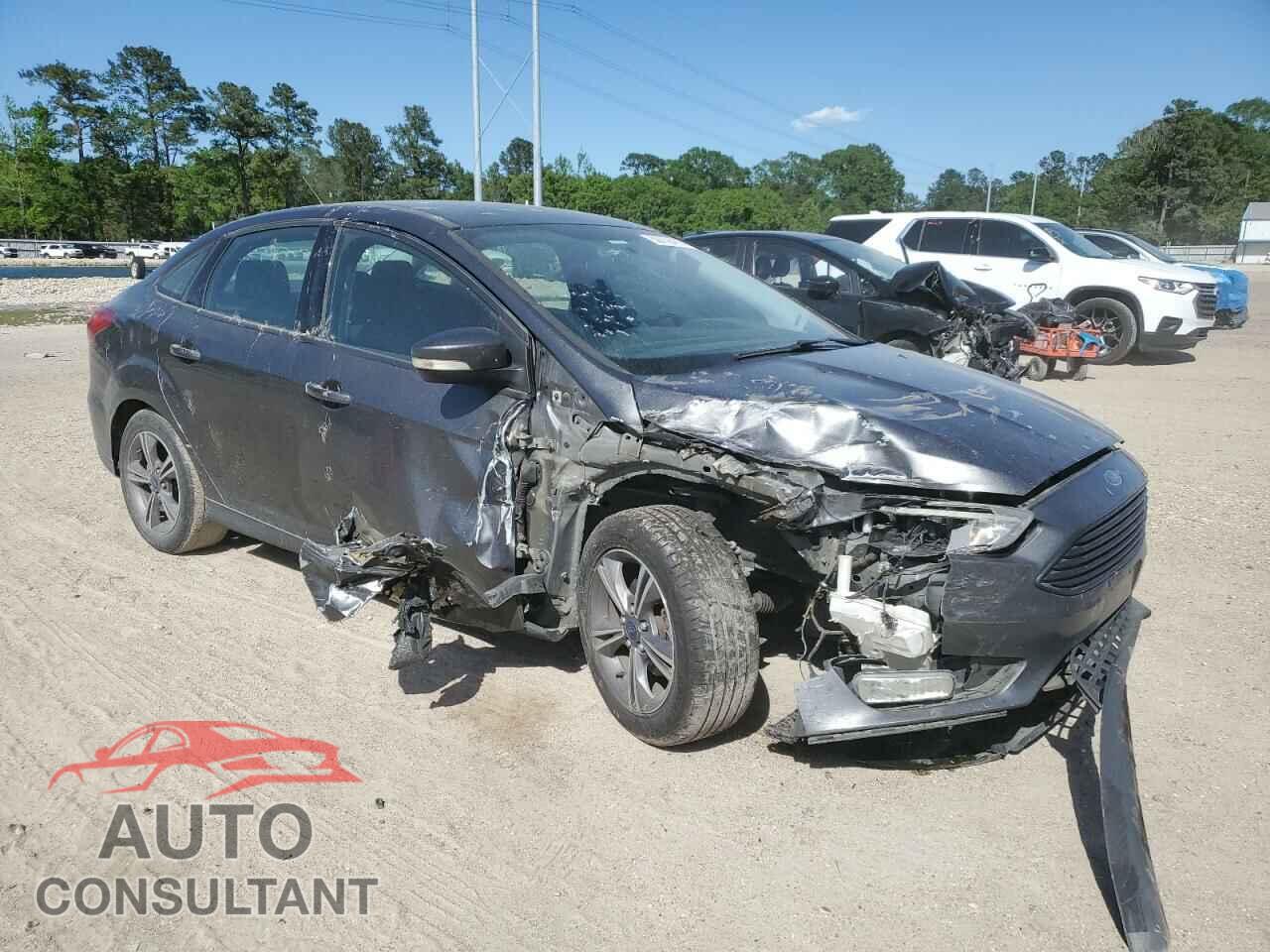 FORD FOCUS 2017 - 1FADP3FE4HL293595
