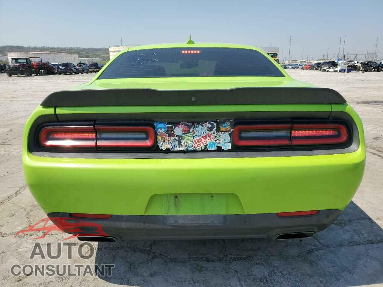 DODGE CHALLENGER 2015 - 2C3CDZBT2FH711057