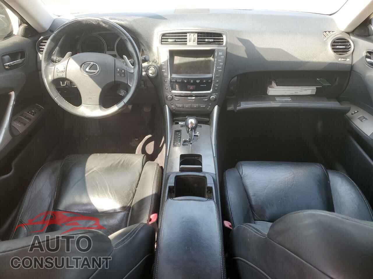 LEXUS IS 2010 - JTHCF5C28A5043283