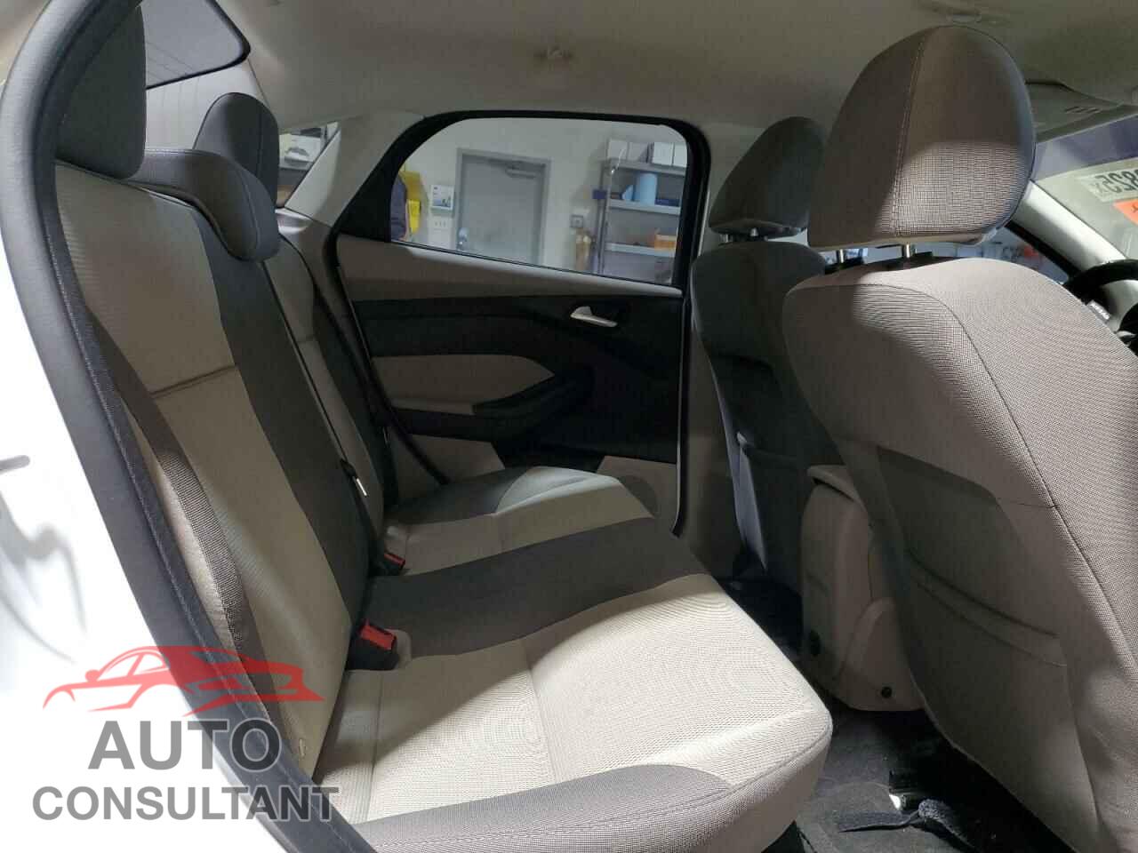 FORD FOCUS 2014 - 1FADP3F26EL175629