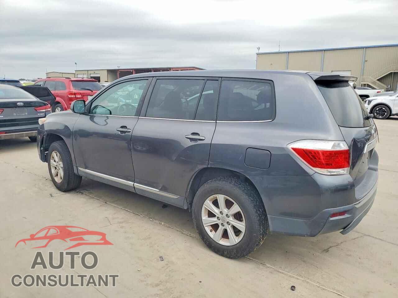 TOYOTA HIGHLANDER 2013 - 5TDZA3EH8DS038325