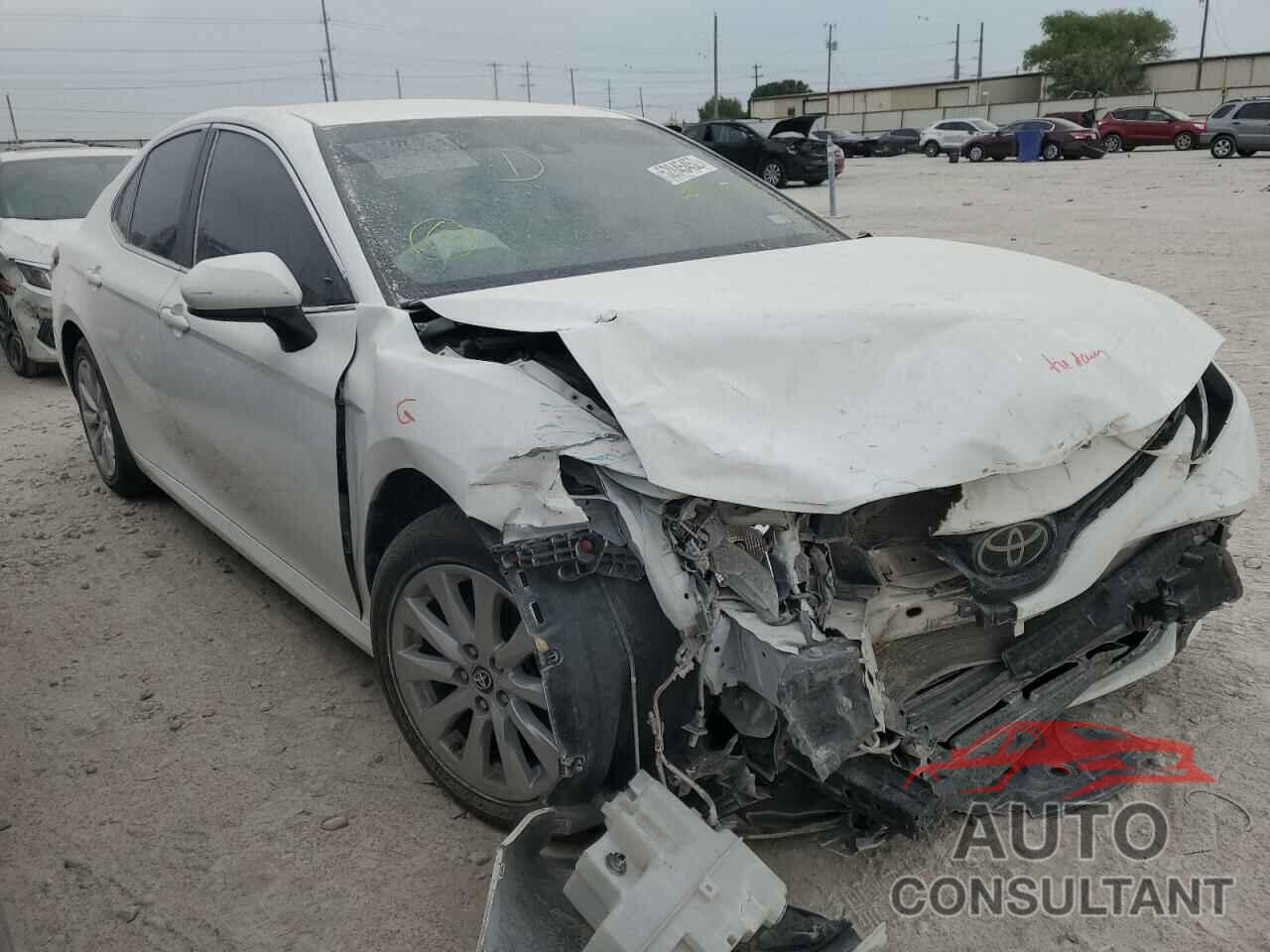 TOYOTA CAMRY 2020 - 4T1C11AK9LU332429
