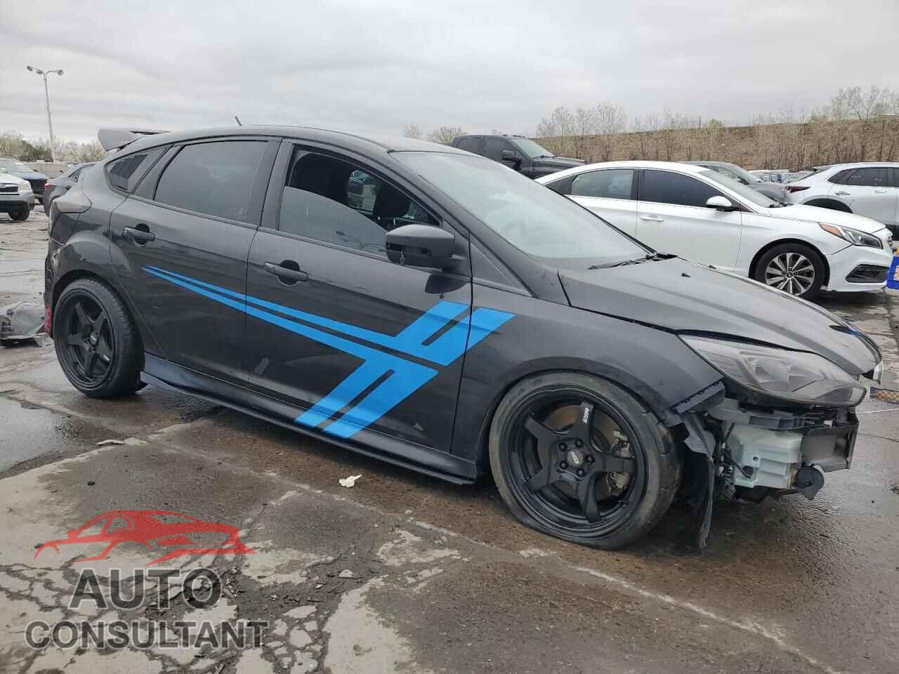 FORD FOCUS 2014 - 1FADP3L96EL432581
