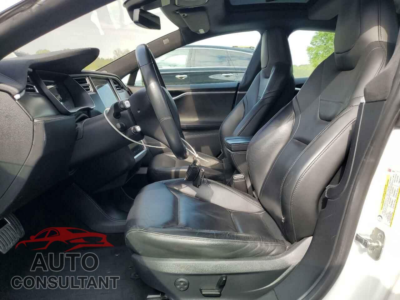 TESLA MODEL S 2015 - 5YJSA1E43FF102541