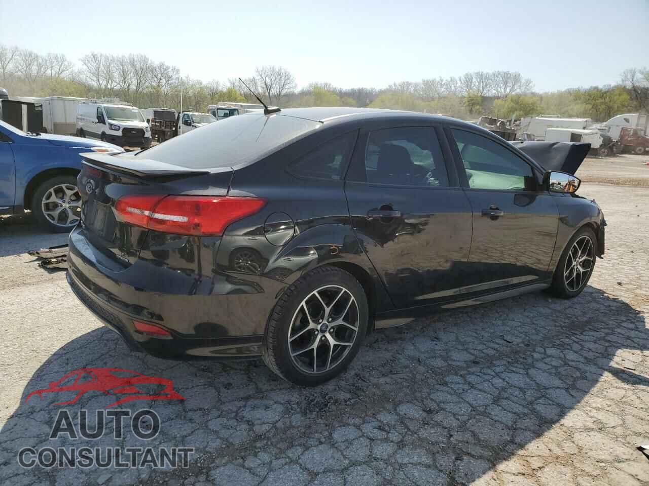 FORD FOCUS 2015 - 1FADP3F20FL385225
