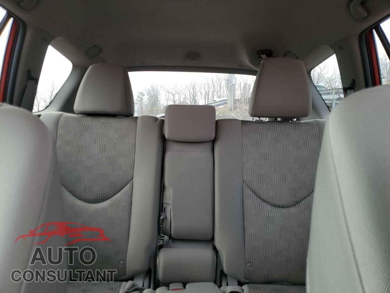 TOYOTA RAV4 2011 - 2T3BF4DV2BW165471