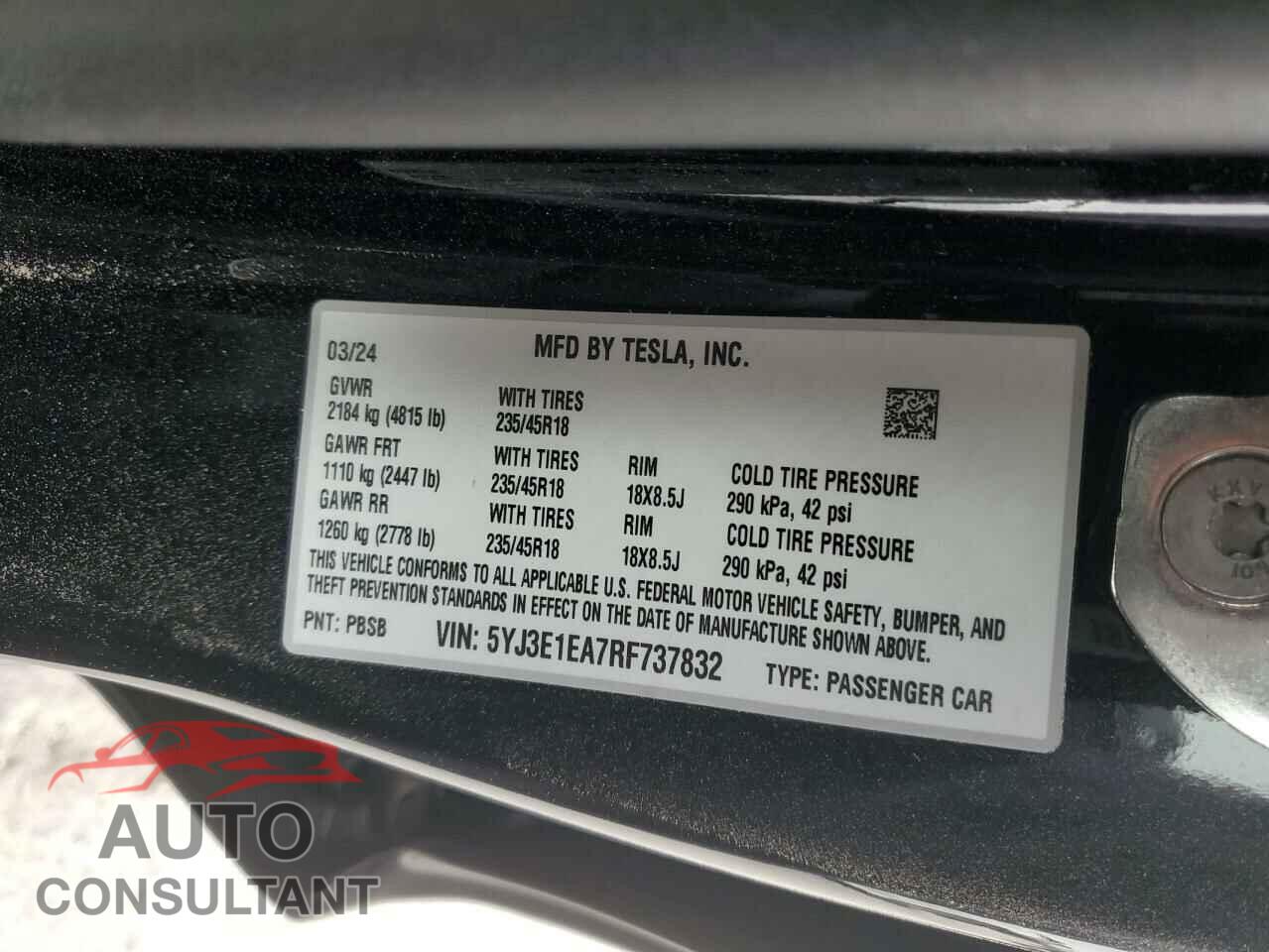 TESLA MODEL 3 2024 - 5YJ3E1EA7RF737832