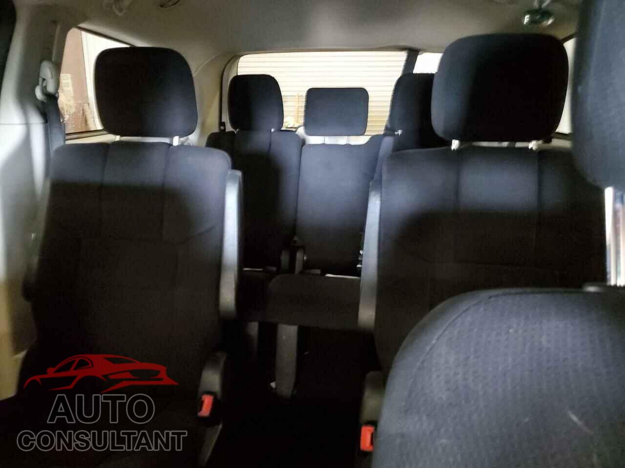 DODGE CARAVAN 2011 - 2D4RN4DG6BR724309