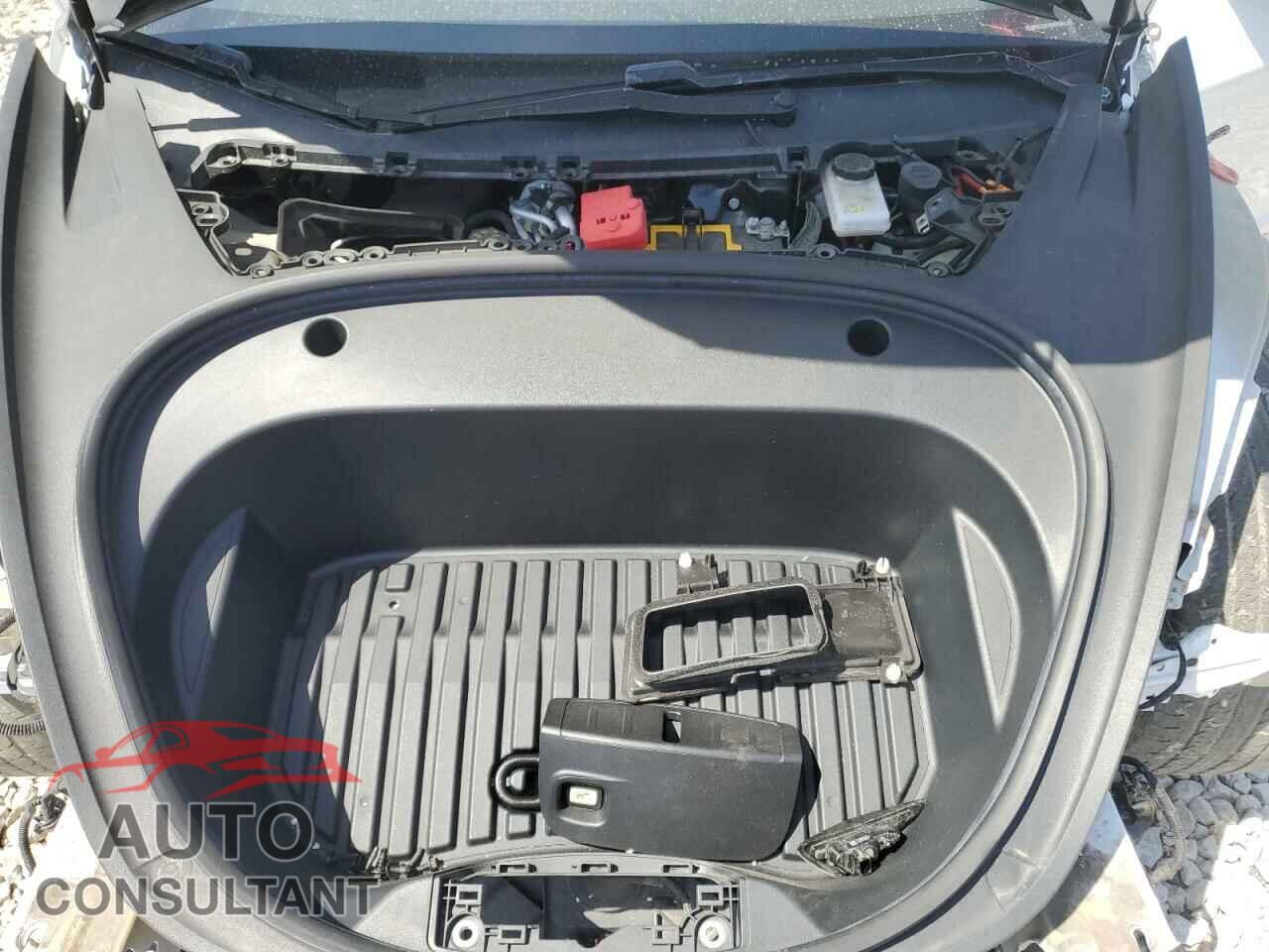 TESLA MODEL 3 2021 - 5YJ3E1EA8MF915627