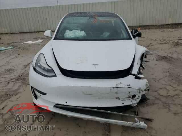 TESLA MODEL 3 2018 - 5YJ3E1EA7JF047762