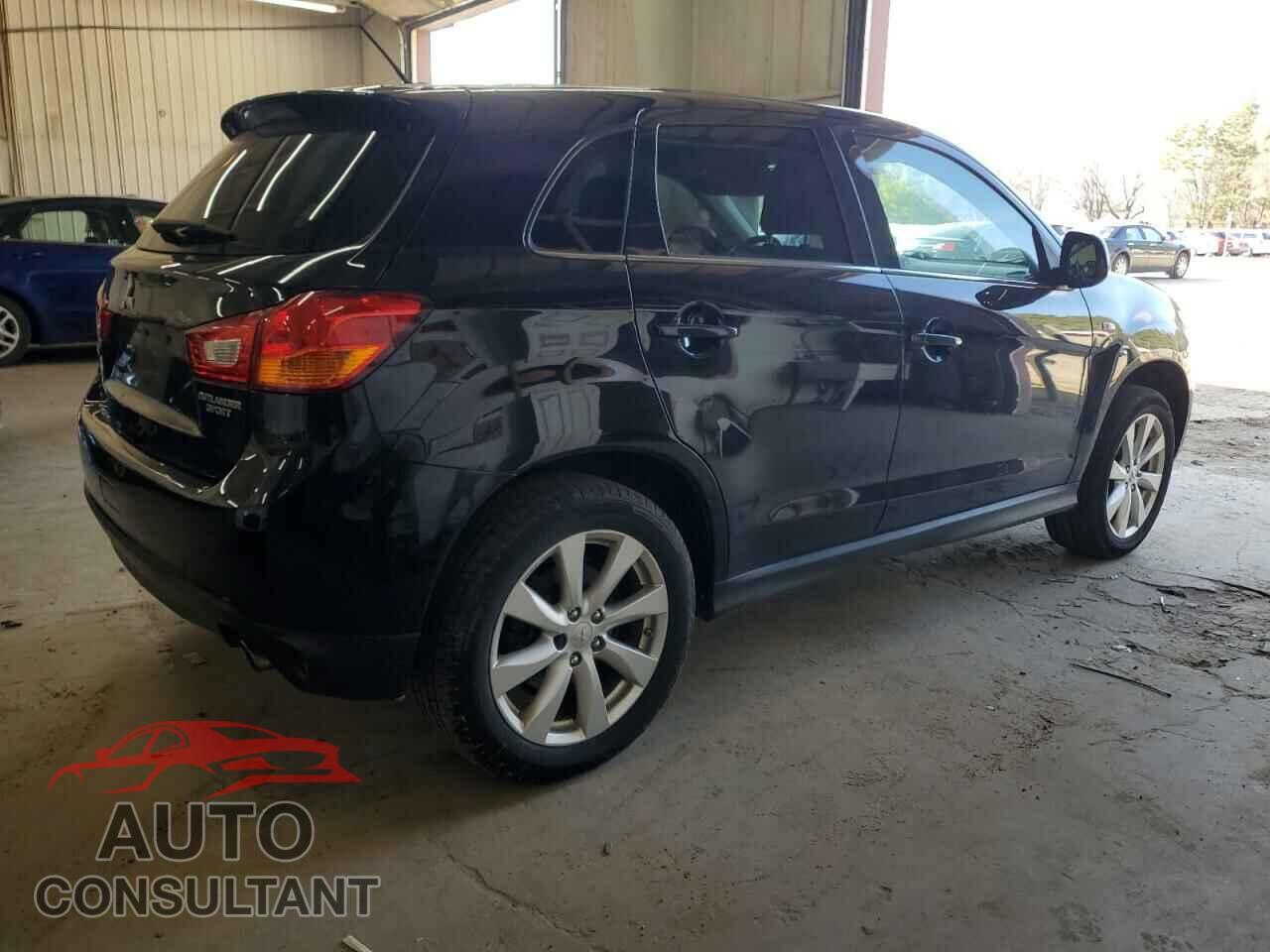 MITSUBISHI OUTLANDER 2013 - 4A4AR4AU7DE014658