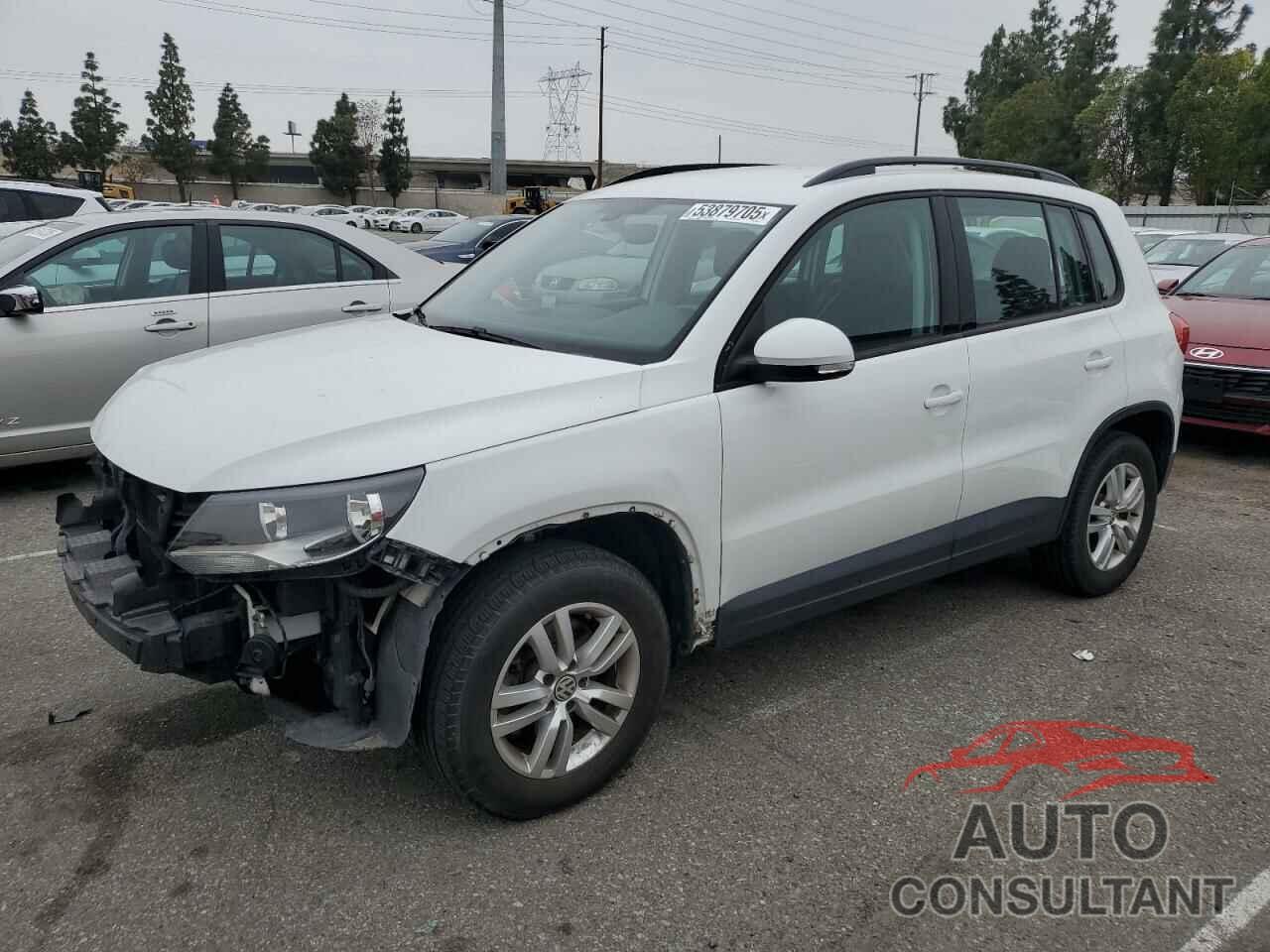 VOLKSWAGEN TIGUAN 2017 - WVGAV7AX0HK022120