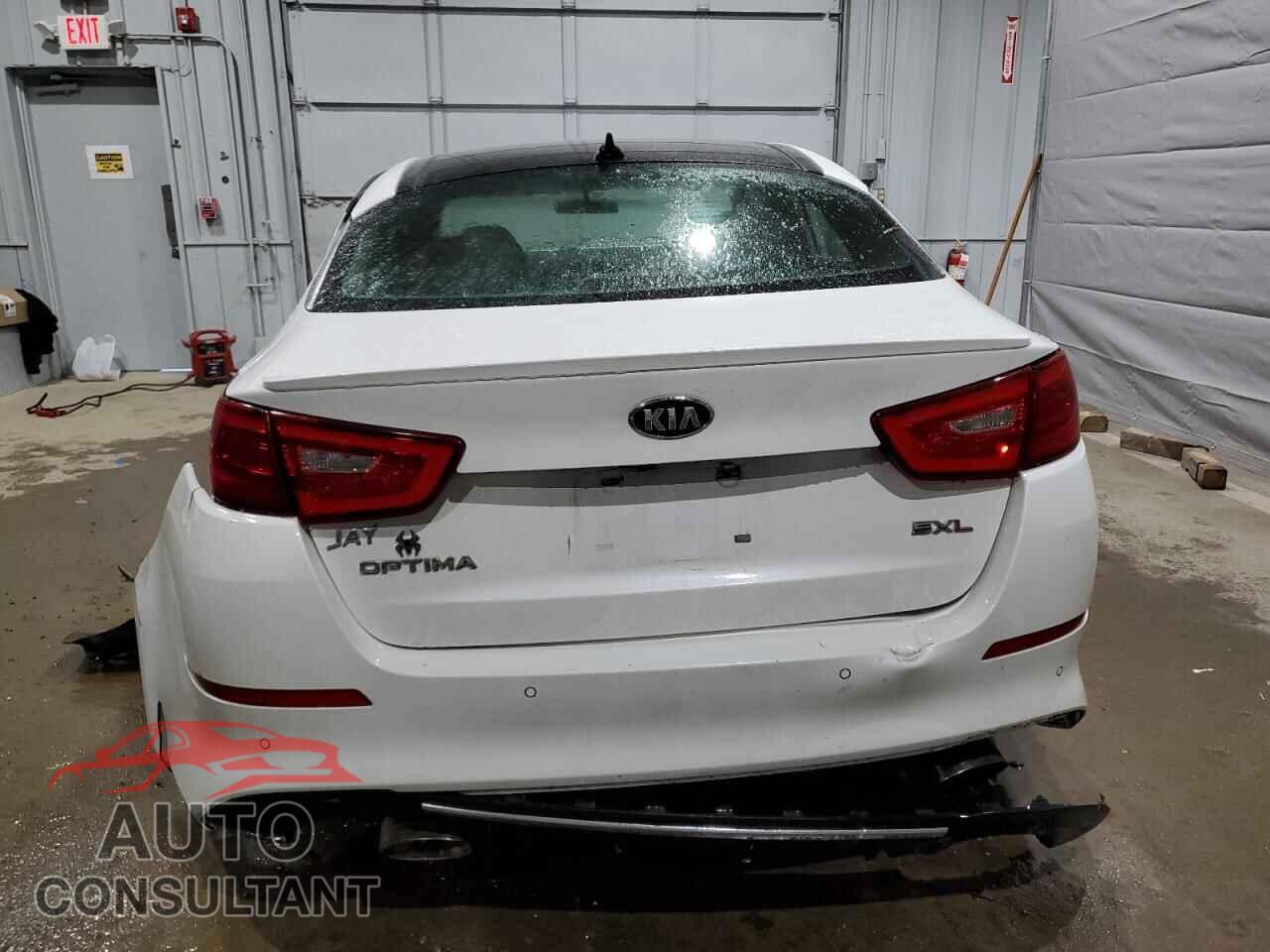 KIA OPTIMA 2014 - 5XXGR4A64EG351434