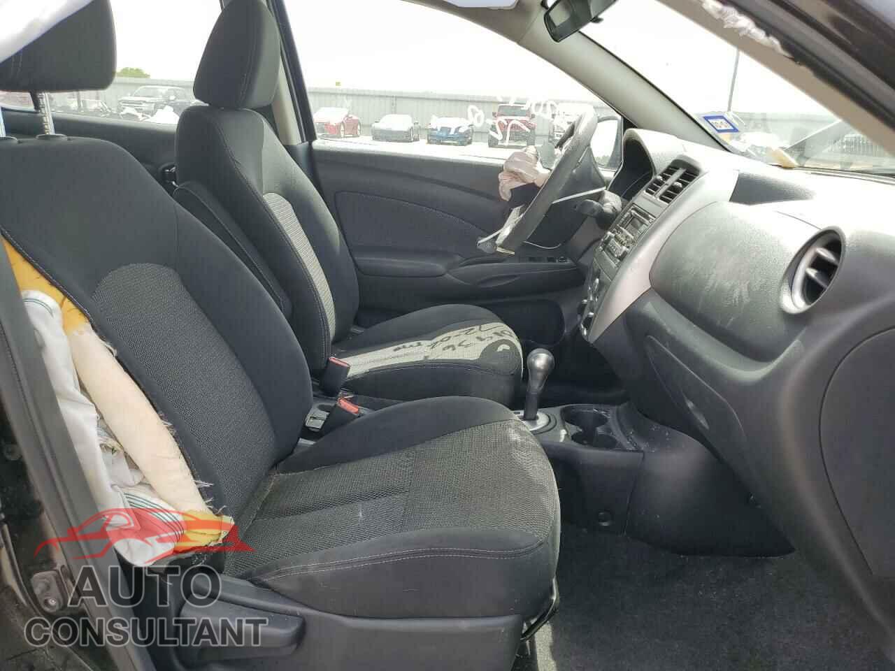 NISSAN VERSA 2016 - 3N1CN7AP2GL865510